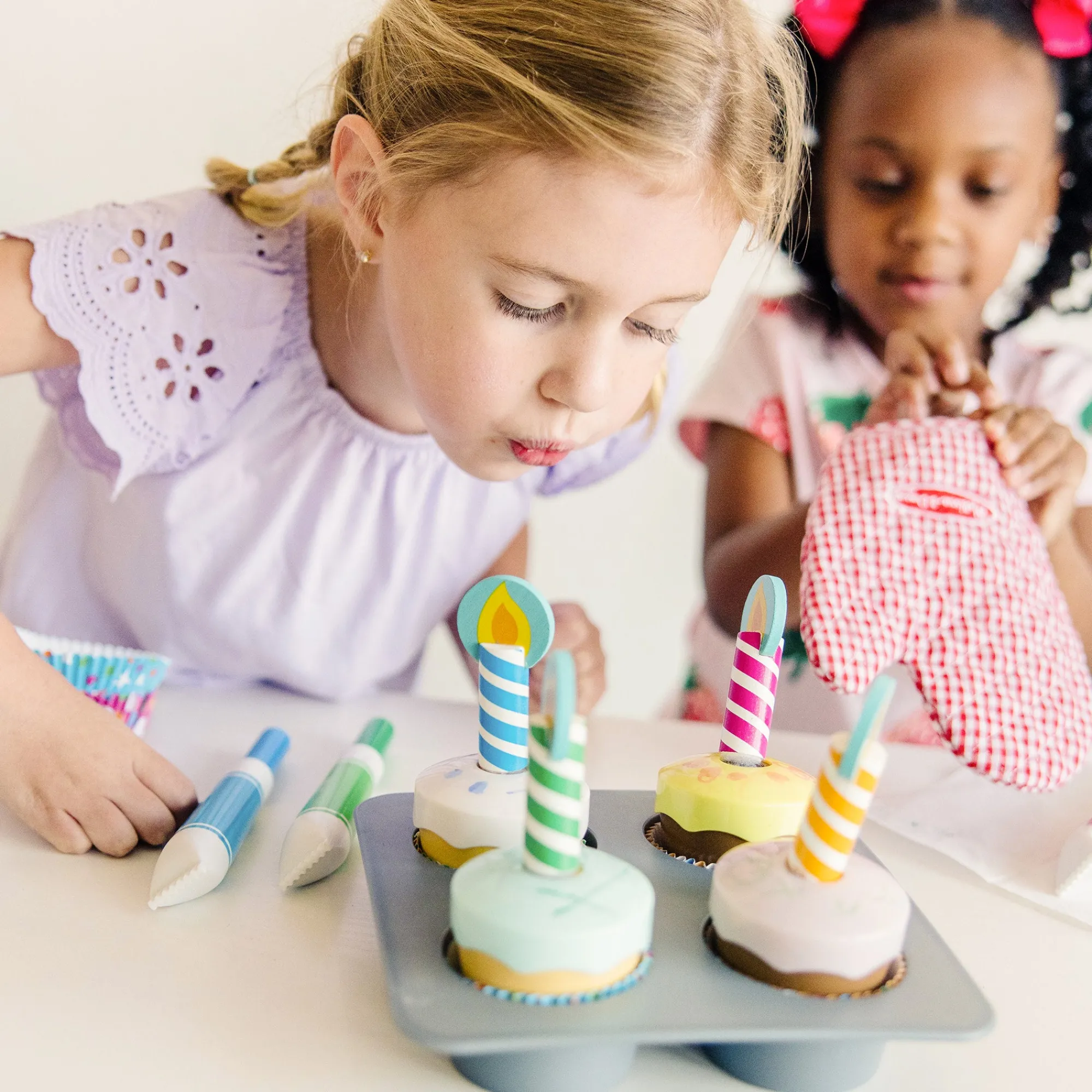 Bake & Decorate Wooden Cupcake Play Set>Melissa & Doug Best