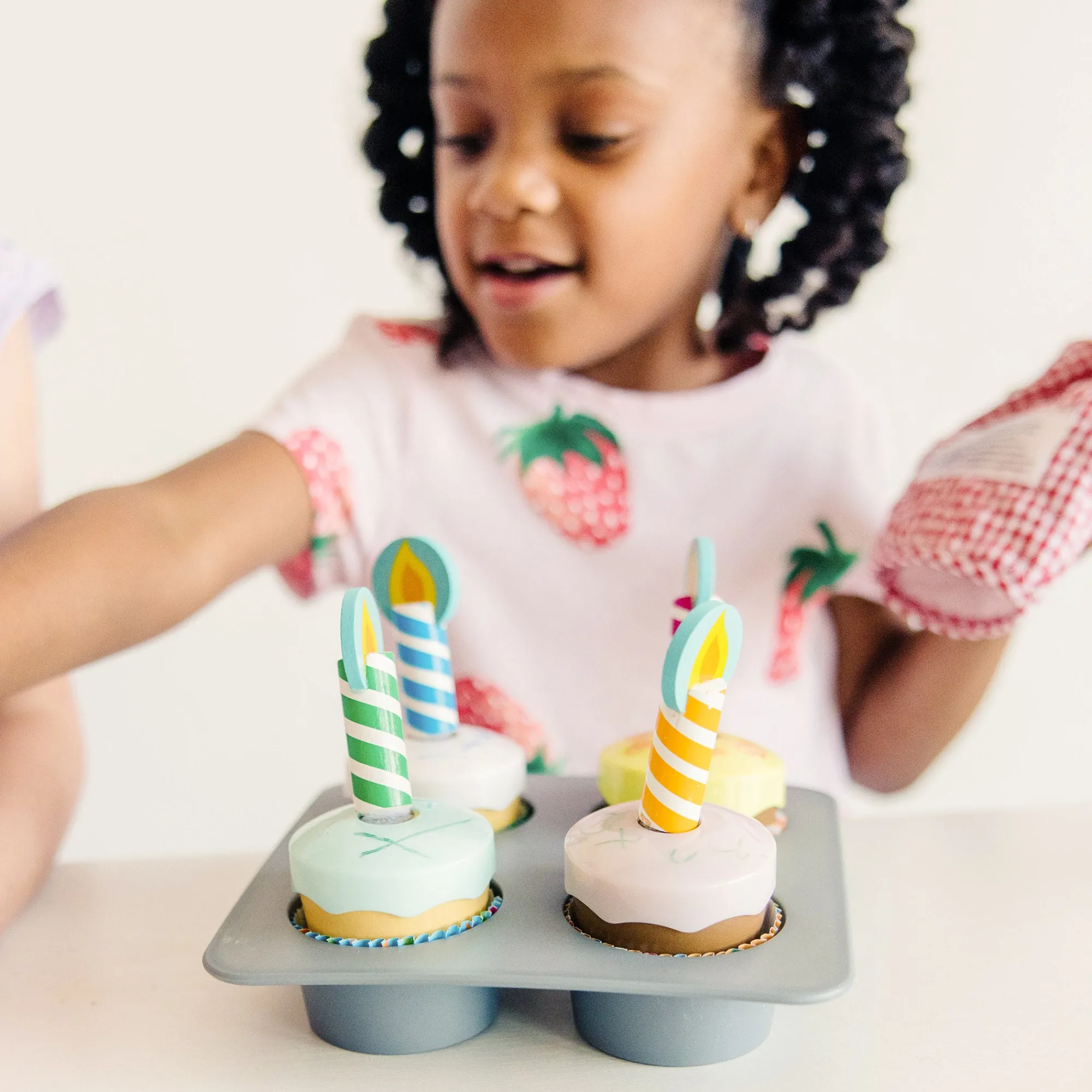 Bake & Decorate Wooden Cupcake Play Set>Melissa & Doug Best