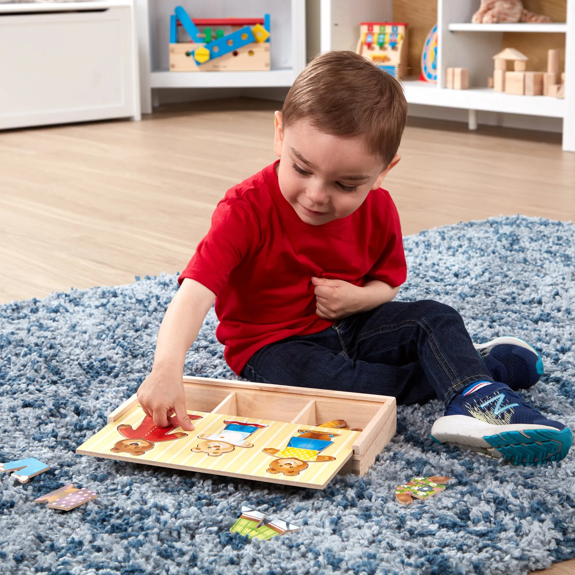 Bear Family Dress-Up Puzzle - 45 Pieces>Melissa & Doug Discount