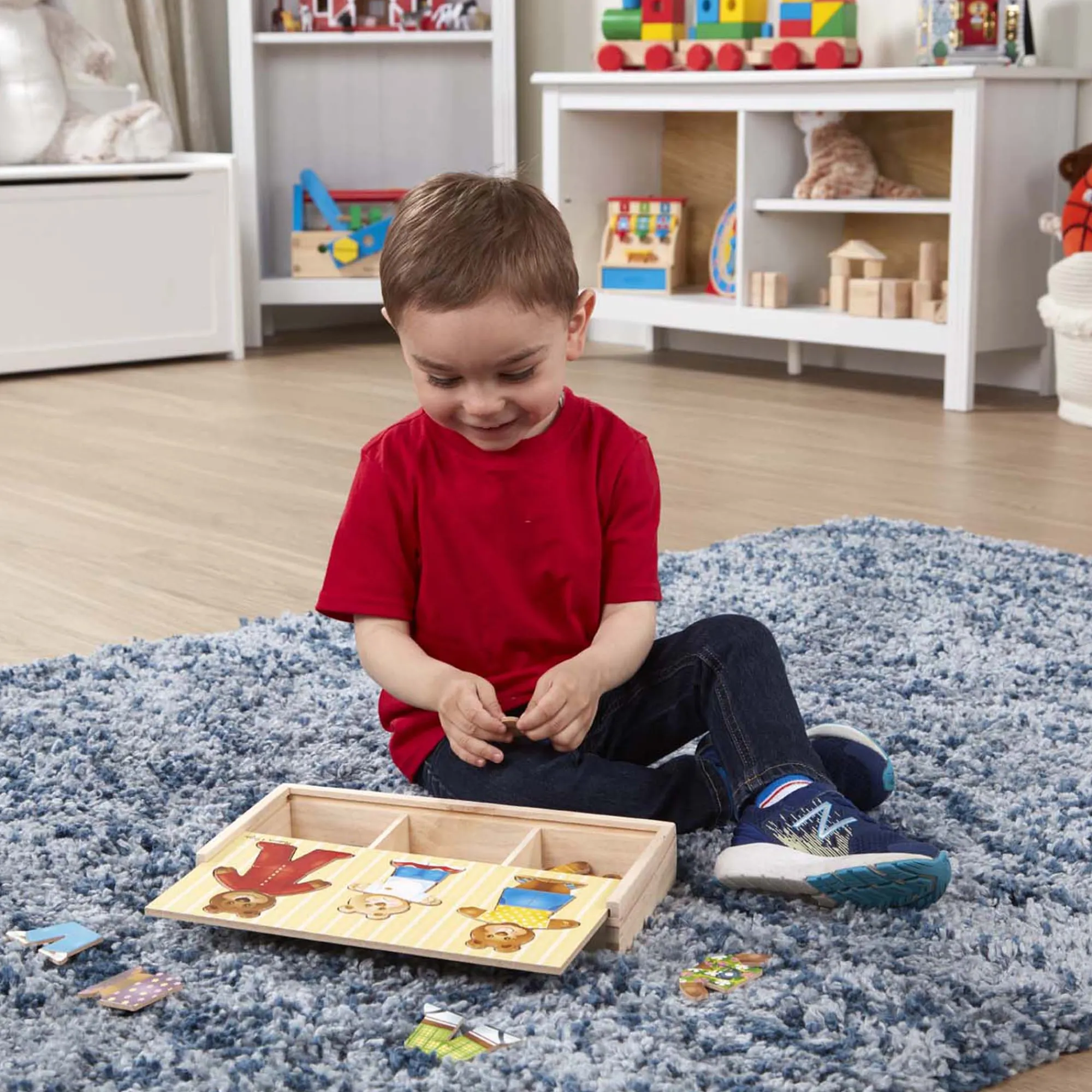 Bear Family Dress-Up Puzzle - 45 Pieces>Melissa & Doug Discount
