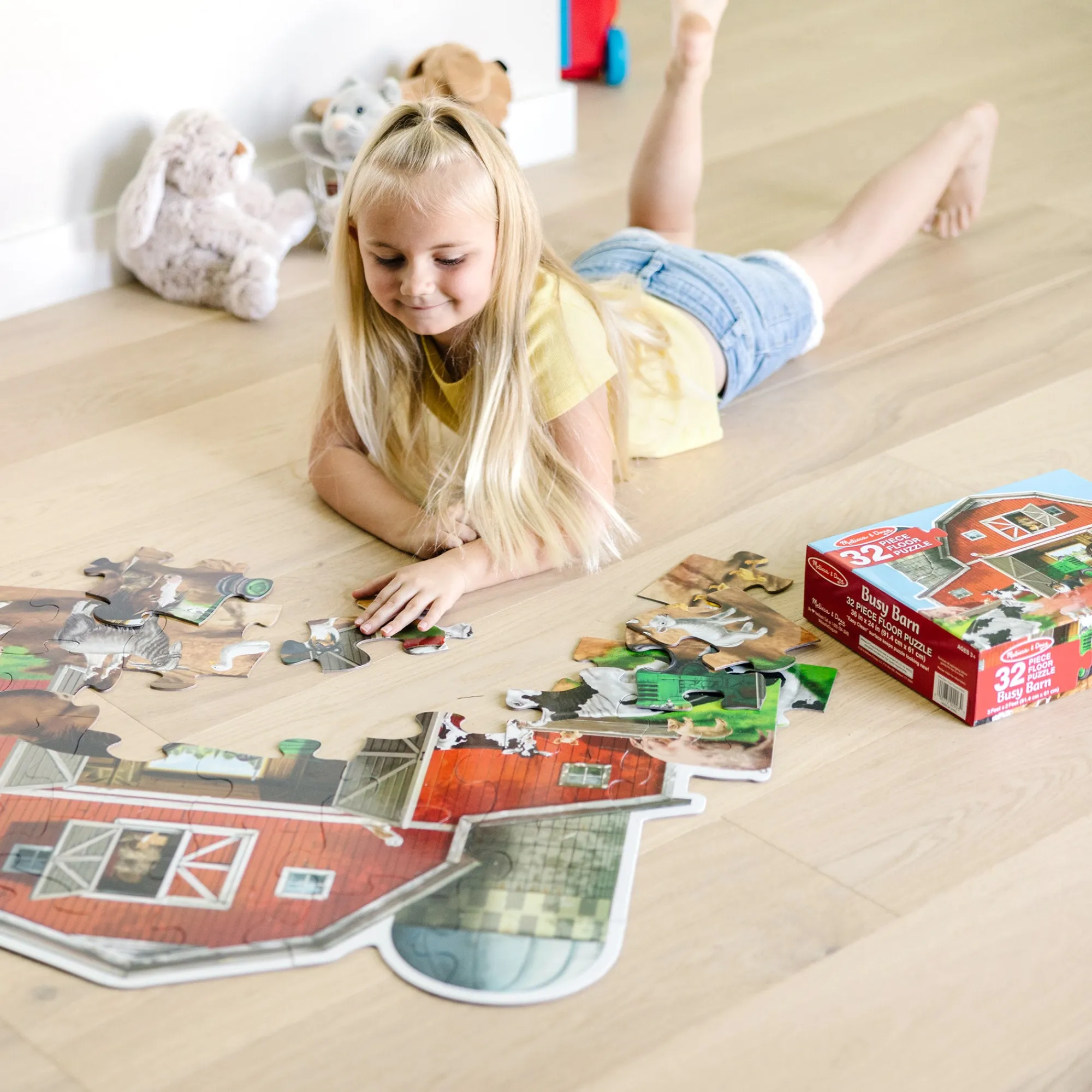 Busy Barn Shaped Floor Puzzle - 32 Pieces>Melissa & Doug Sale