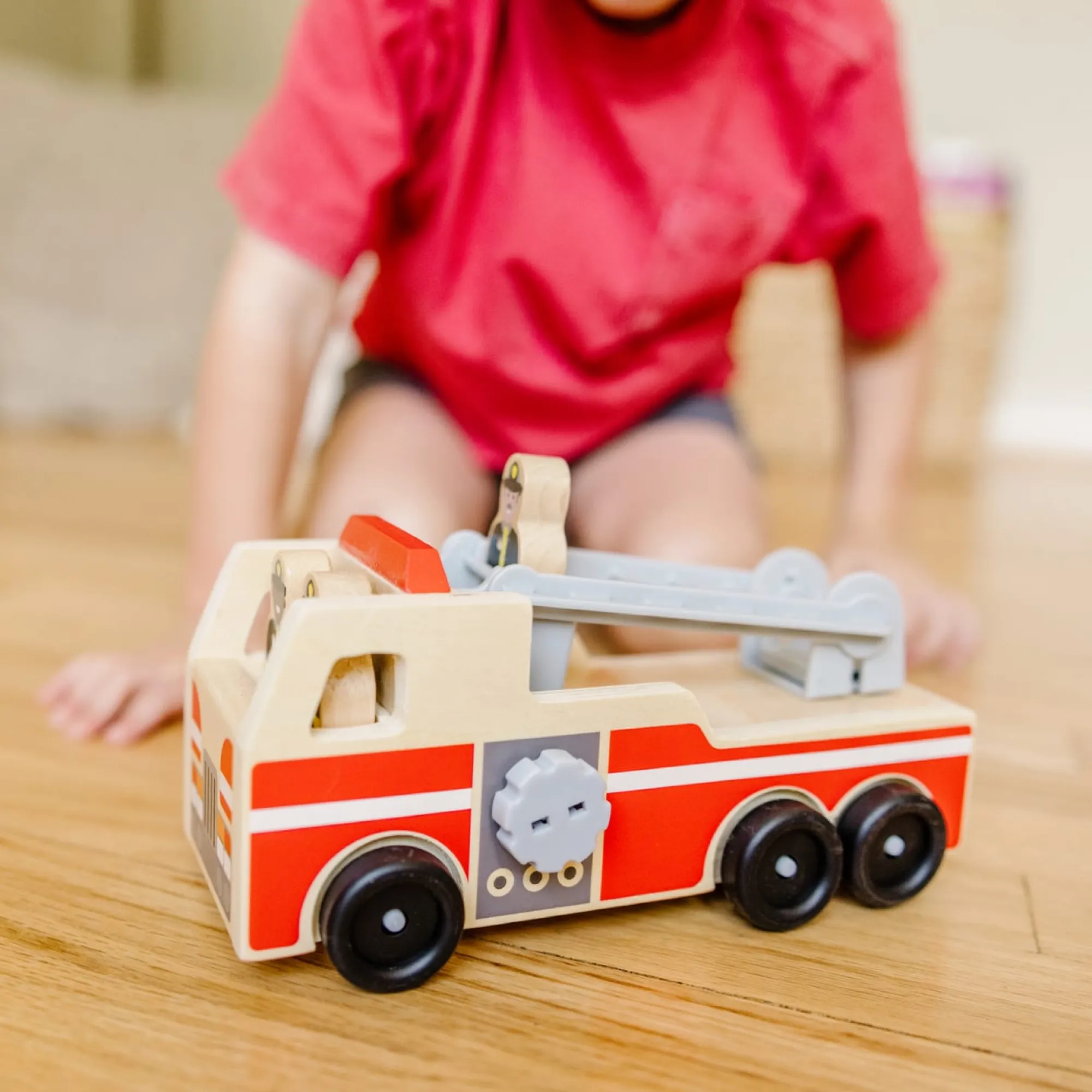 Classic Wooden Fire Truck Play Set>Melissa & Doug Clearance