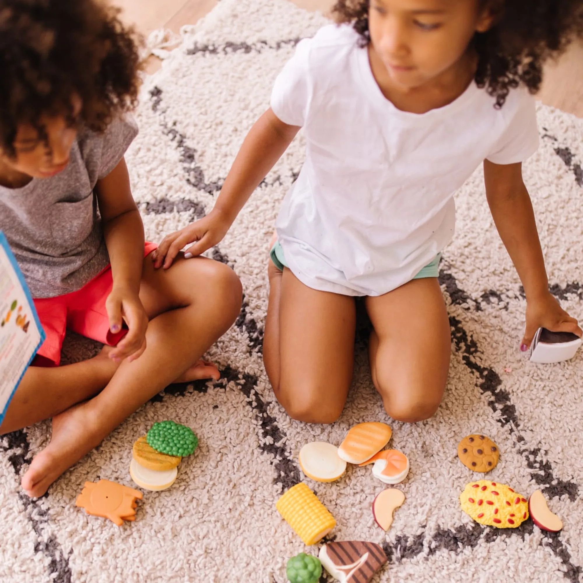 Combine and Dine Dinners - 18-piece set>Melissa & Doug Online