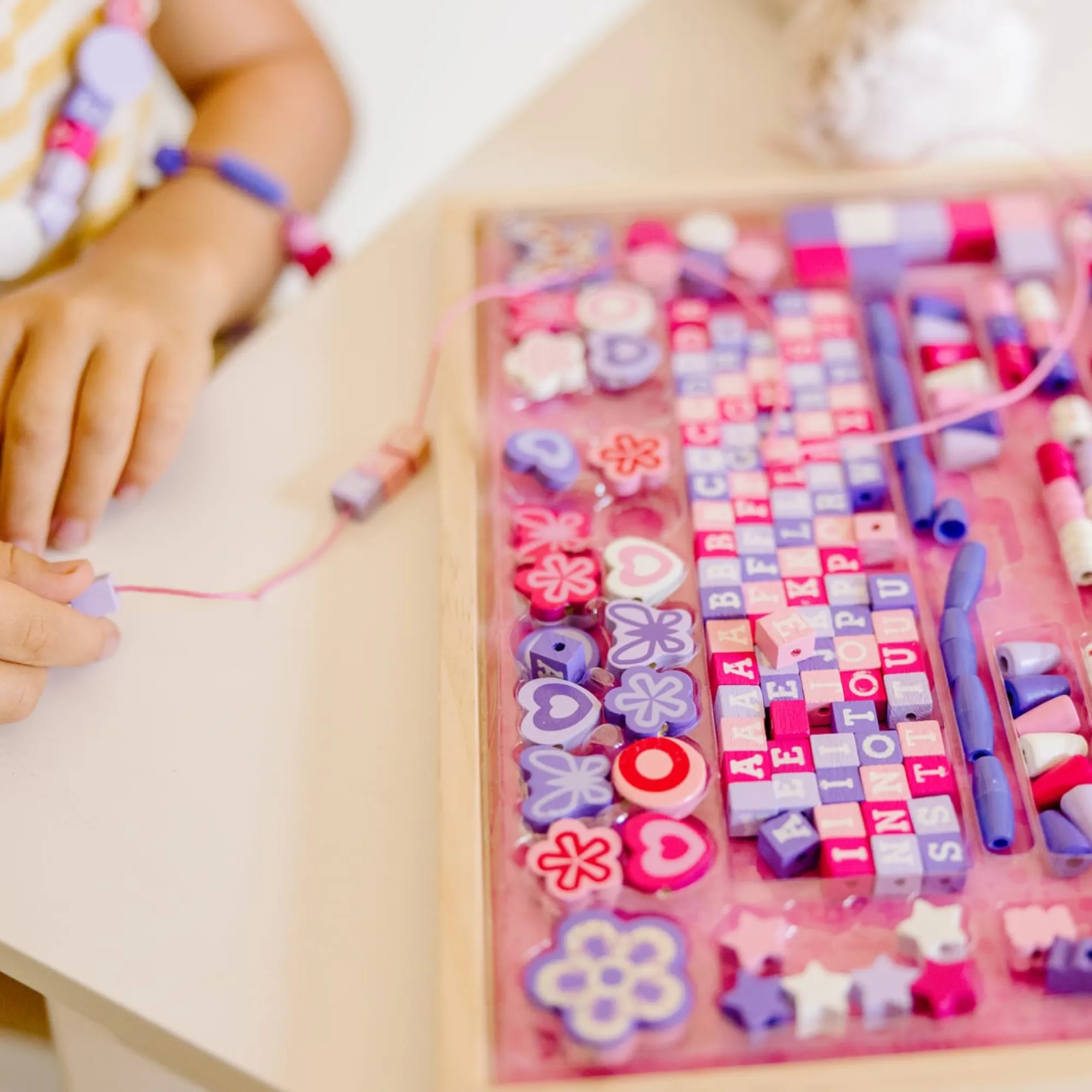 Created by Me! Sparkle & Shimmer Beads Wooden Bead Kit>Melissa & Doug