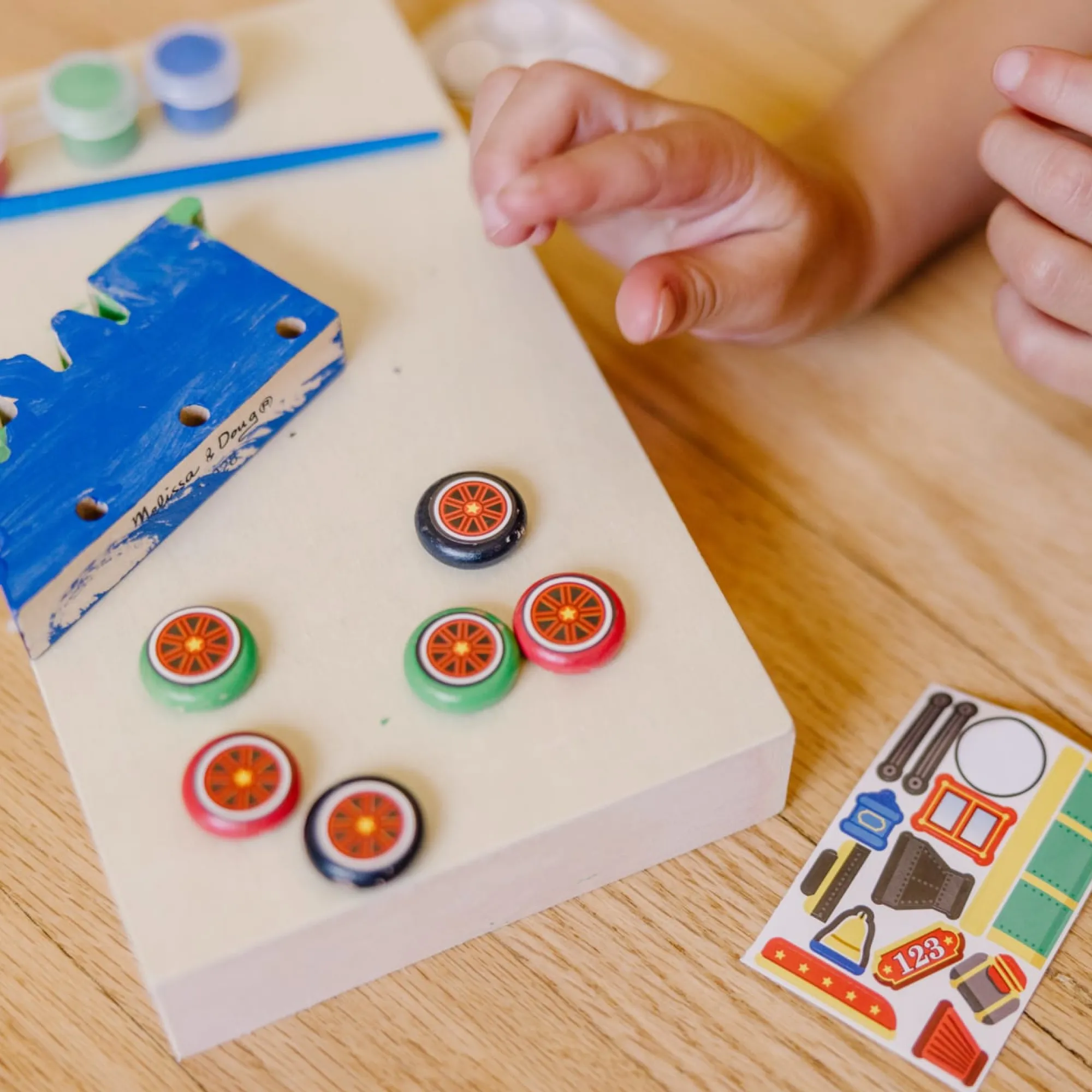 Created by Me! Train Wooden Craft Kit>Melissa & Doug Online