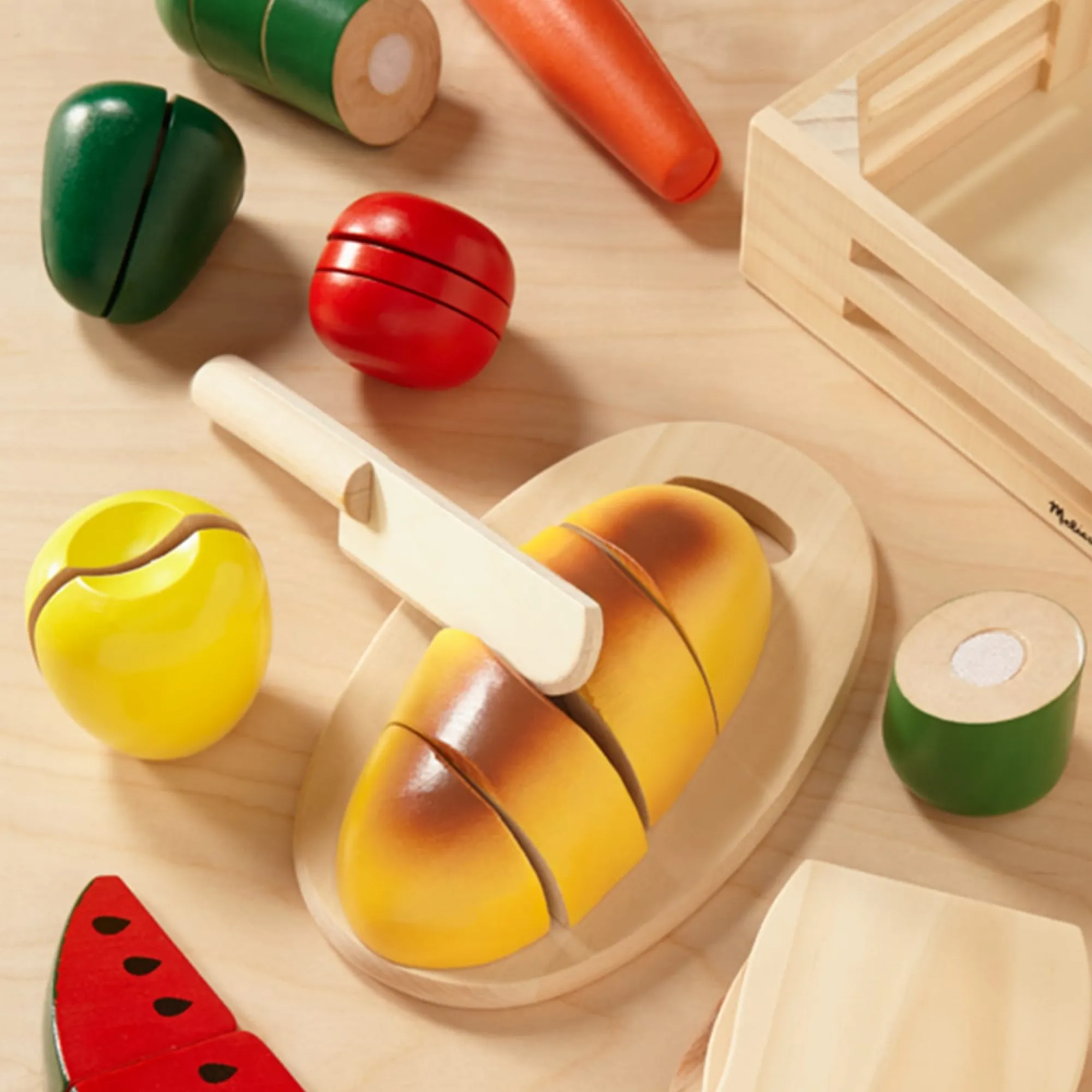 Cutting Food - Wooden Play Food>Melissa & Doug