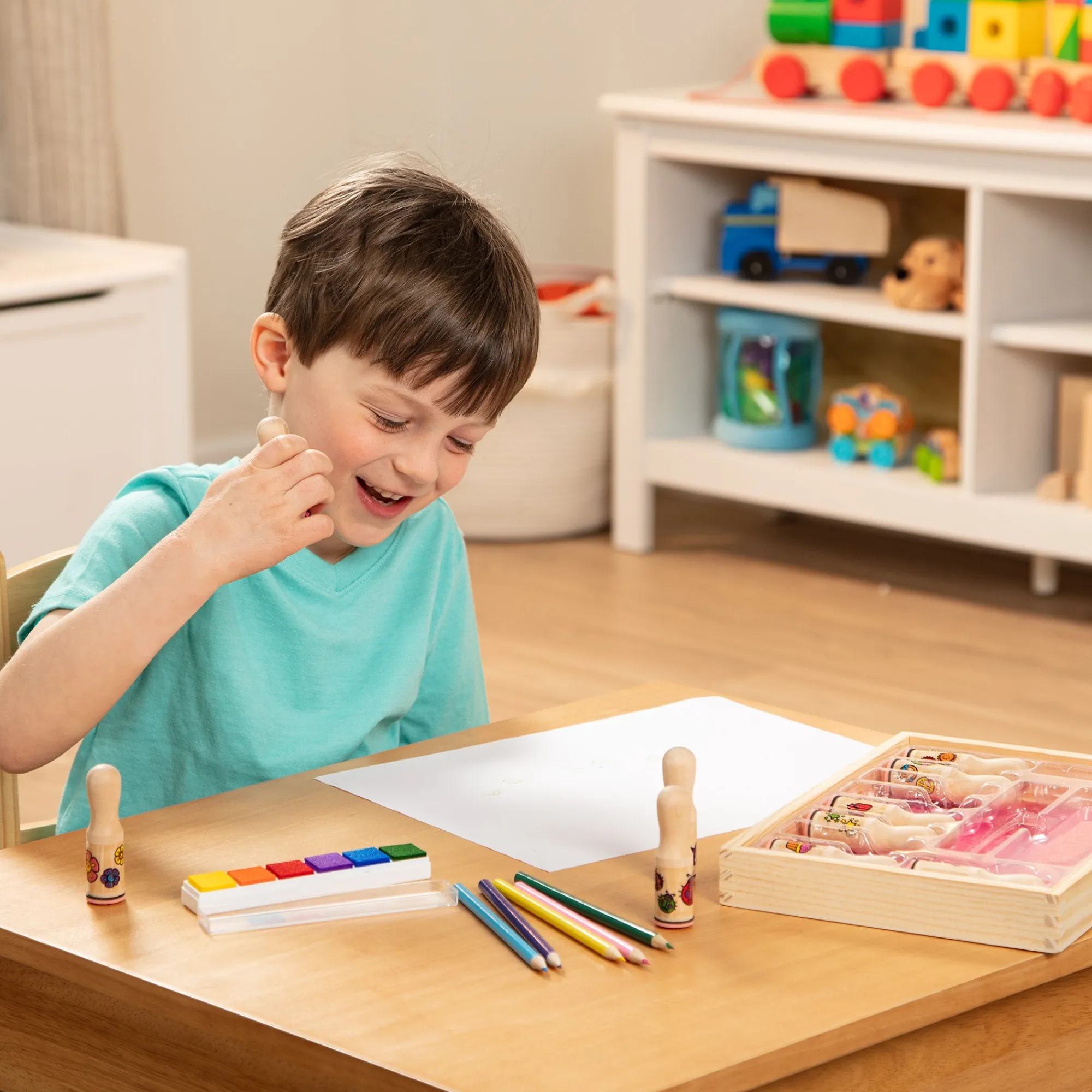Deluxe Happy Handle Stamp Set>Melissa & Doug Online