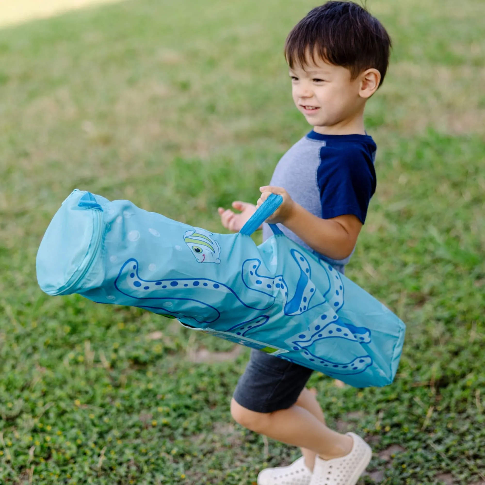 Flex Octopus Child's Outdoor Chair>Melissa & Doug Outlet
