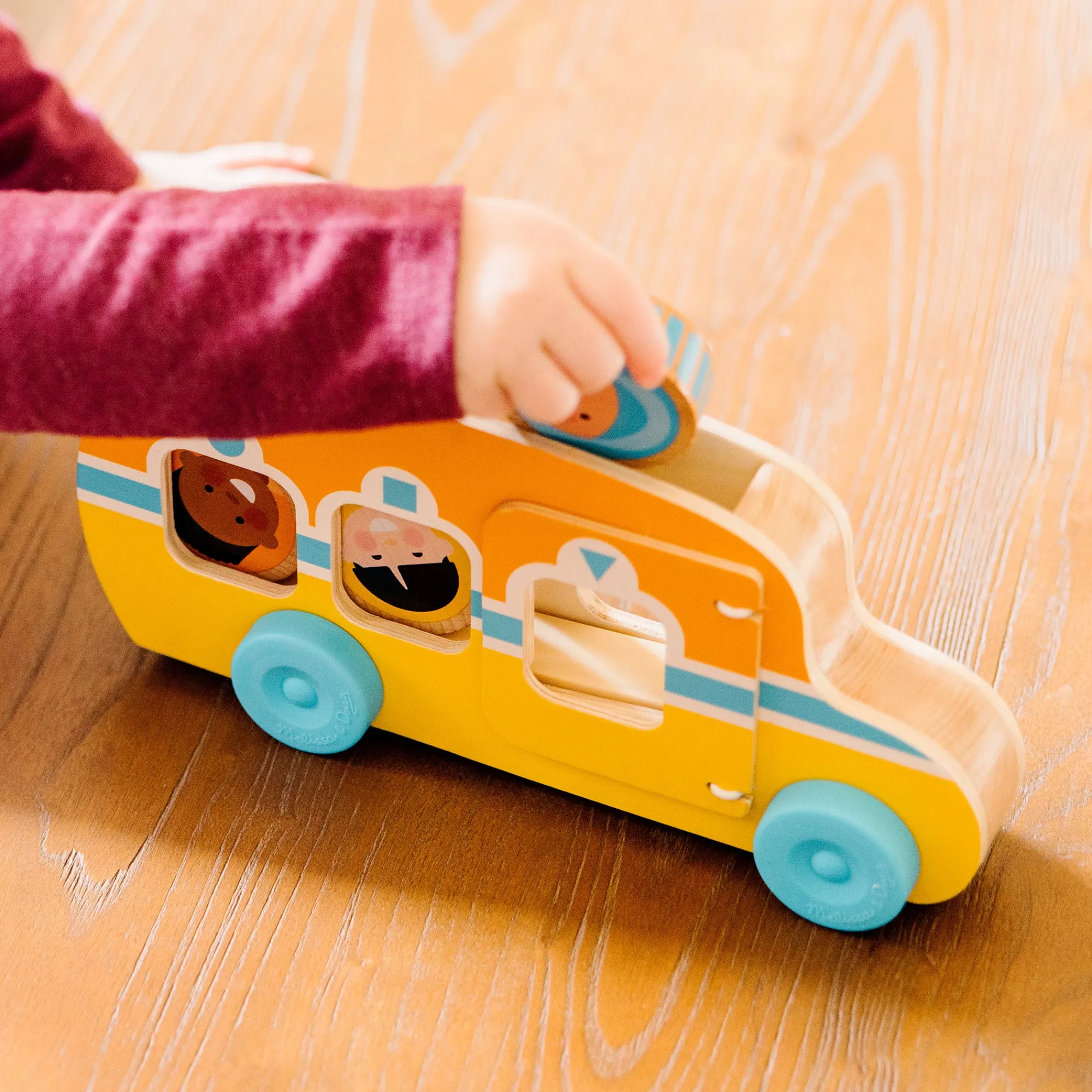 GO Tots Roll & Ride Bus>Melissa & Doug Sale