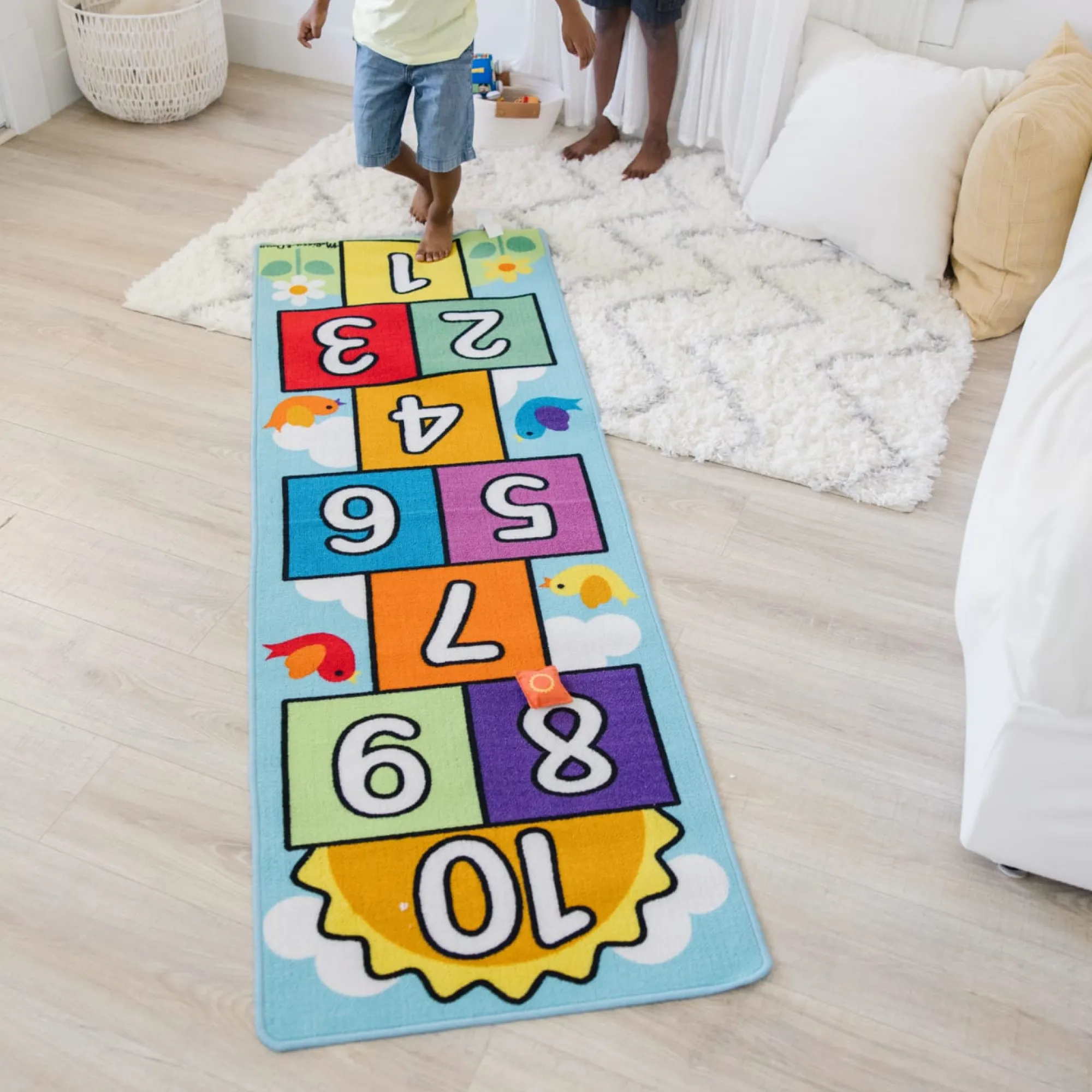 Hop & Count Hopscotch Rug>Melissa & Doug New