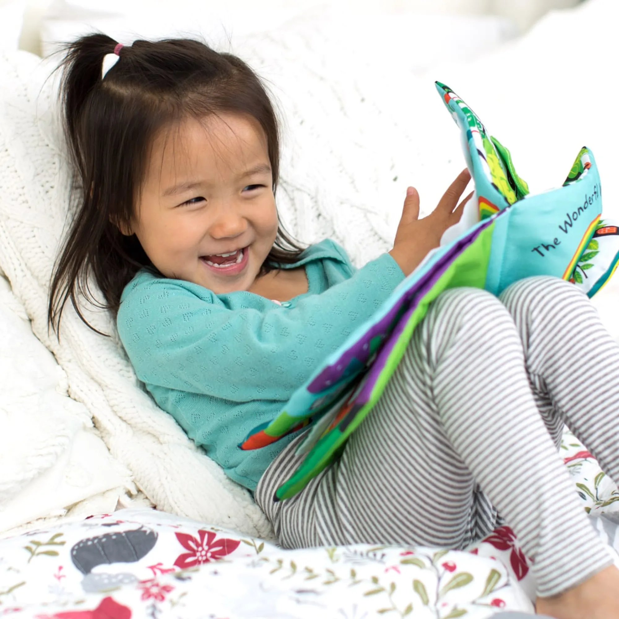 K’s Kids Soft Activity Book - The Wonderful World of Peekaboo!>Melissa & Doug Discount
