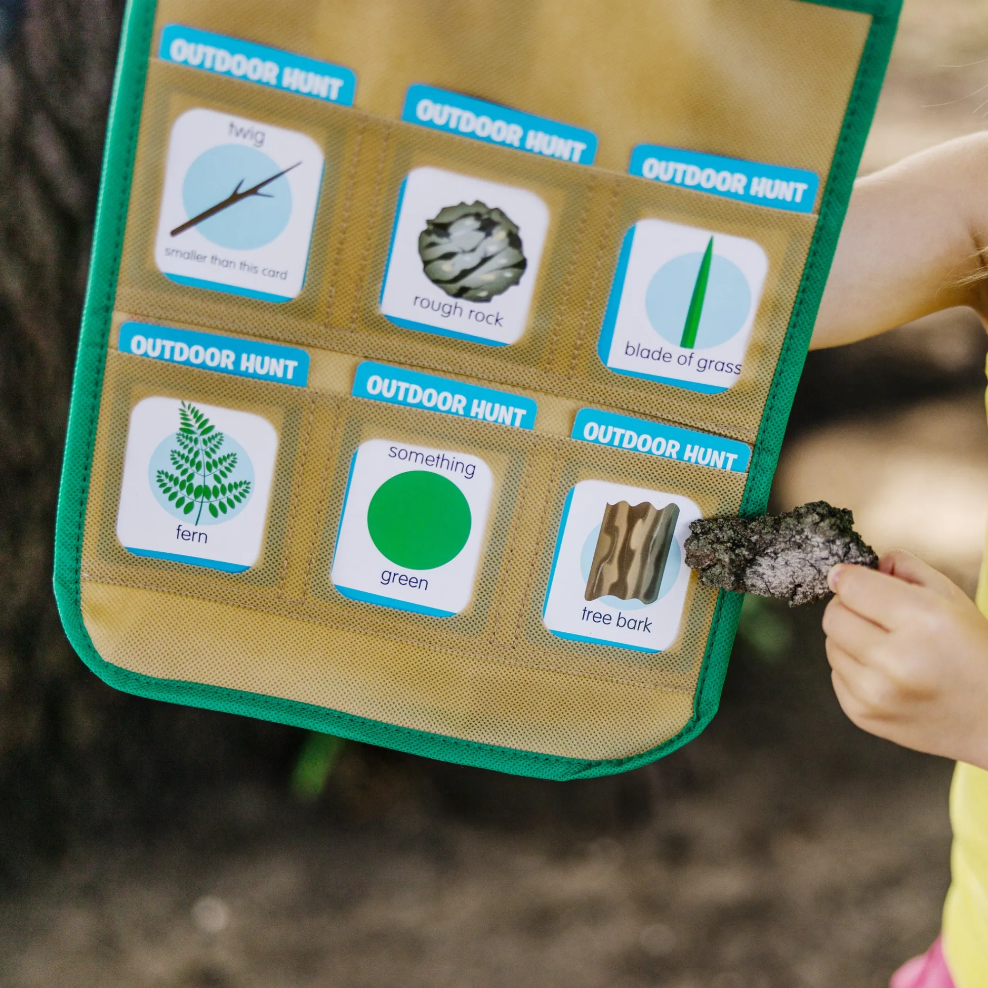 Let’s Explore Indoor/Outdoor Scavenger Hunt Play Set>Melissa & Doug Clearance