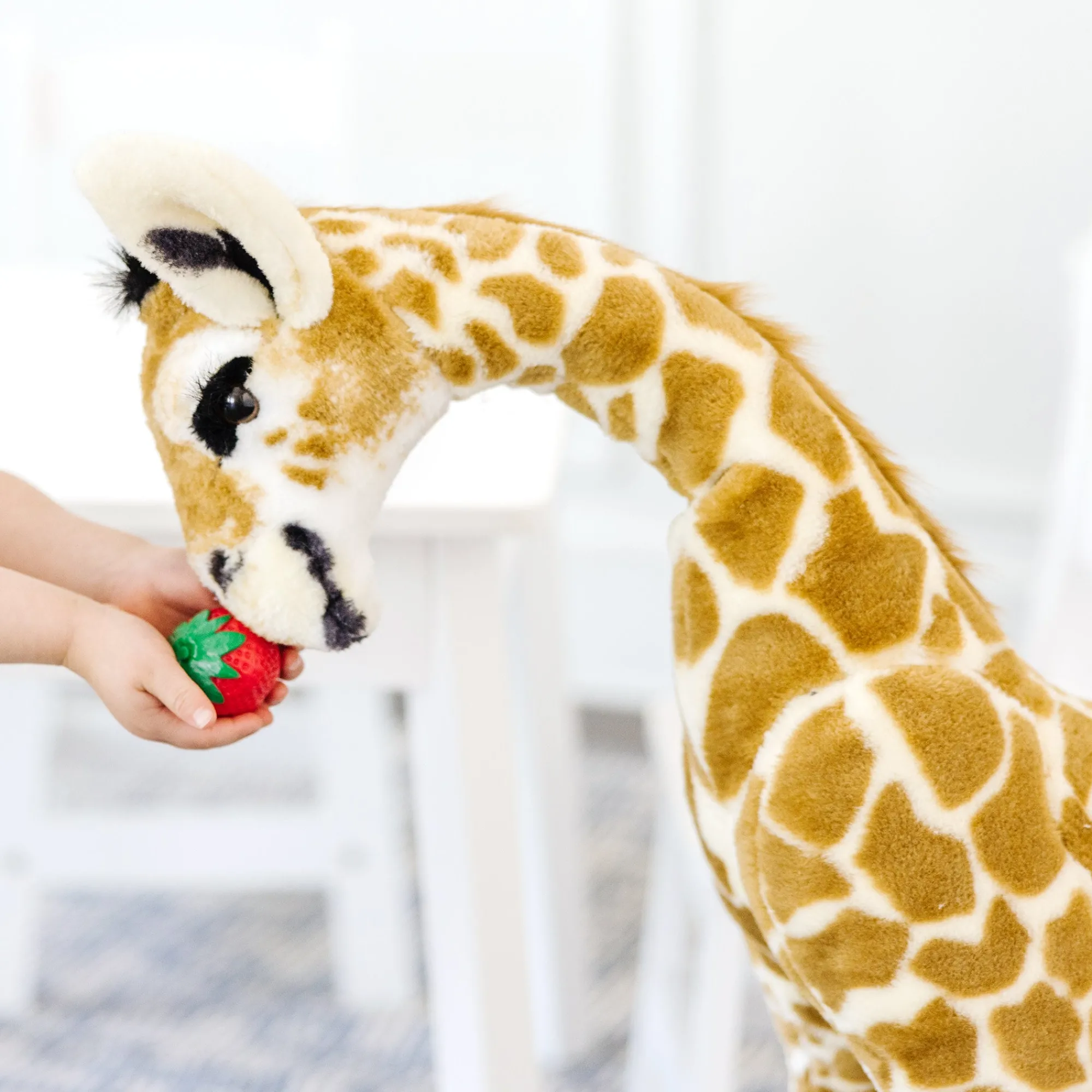 Lifelike Plush Baby Giraffe>Melissa & Doug Outlet