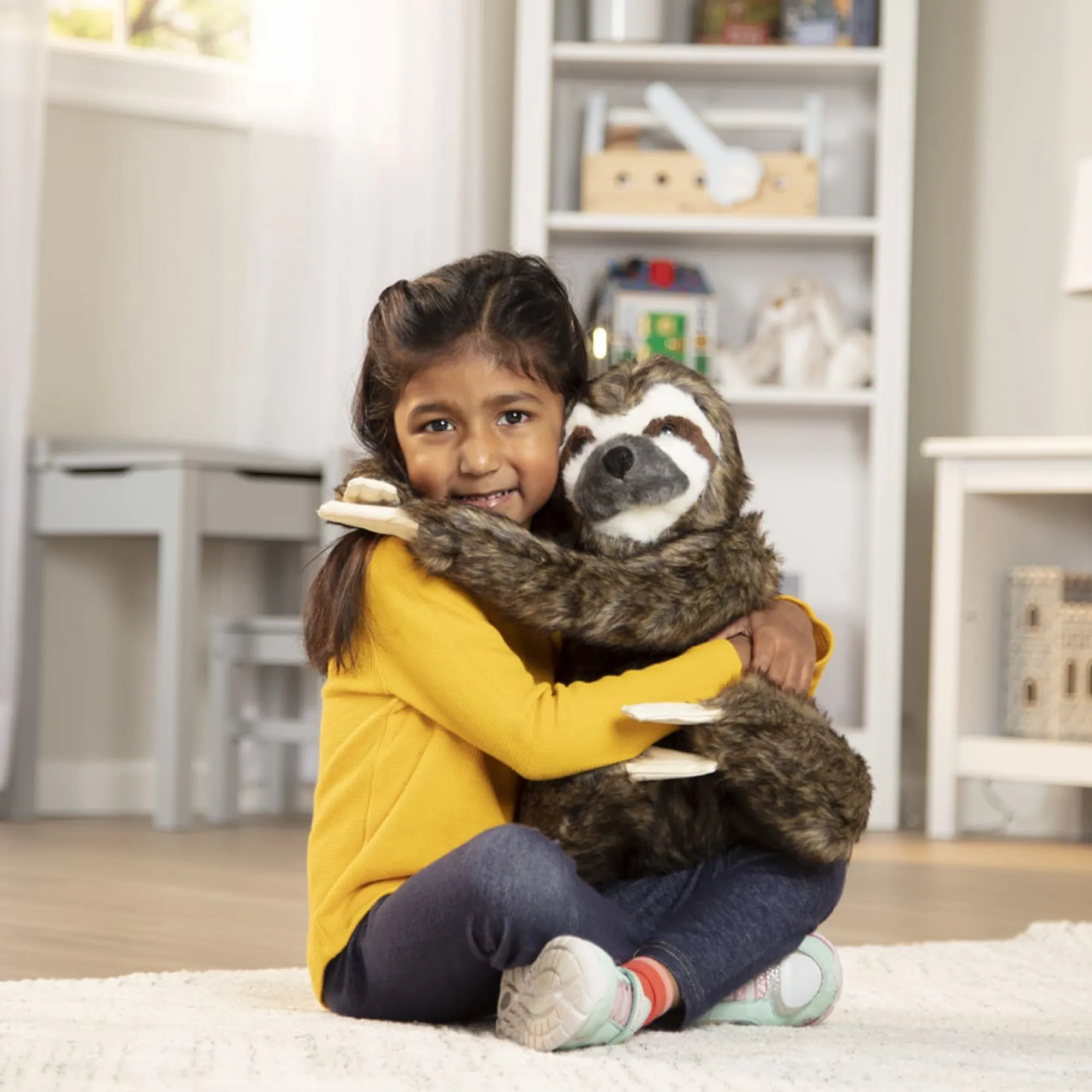 Lifelike Plush Sloth>Melissa & Doug Best