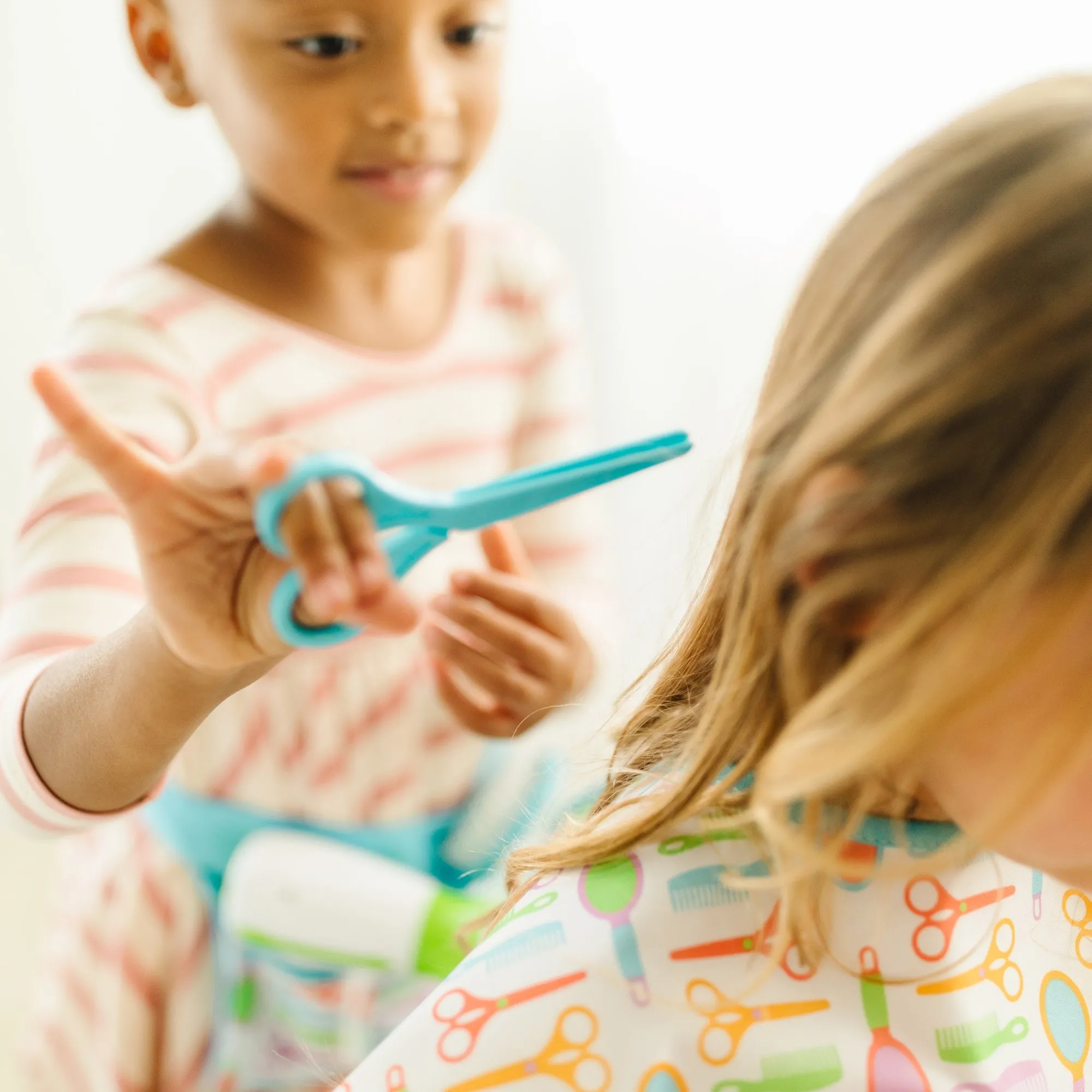 Love Your Look Salon & Spa Play Set>Melissa & Doug Discount