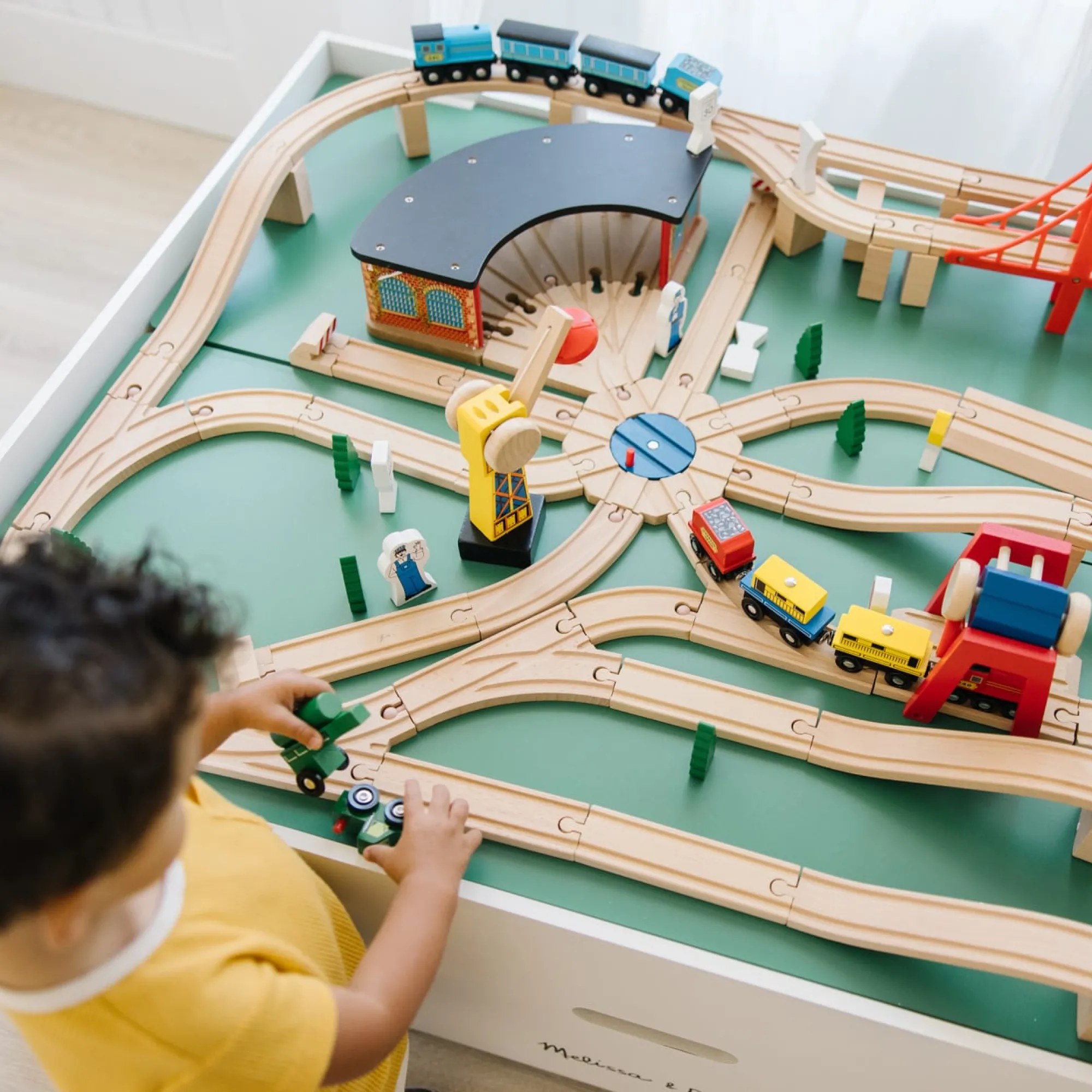 Multi-Activity Train Table>Melissa & Doug Clearance