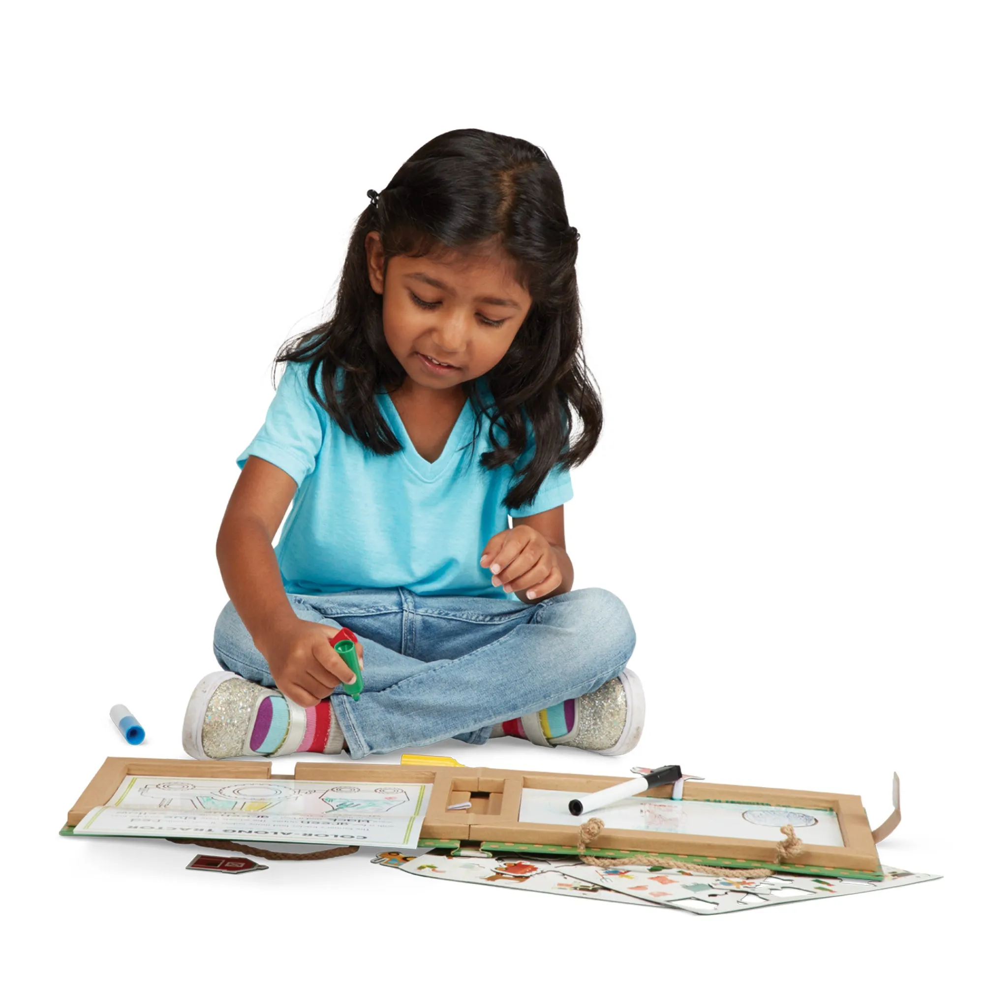 Natural Play: Play, Draw, Create Reusable Drawing & Magnet Kit – Farm>Melissa & Doug