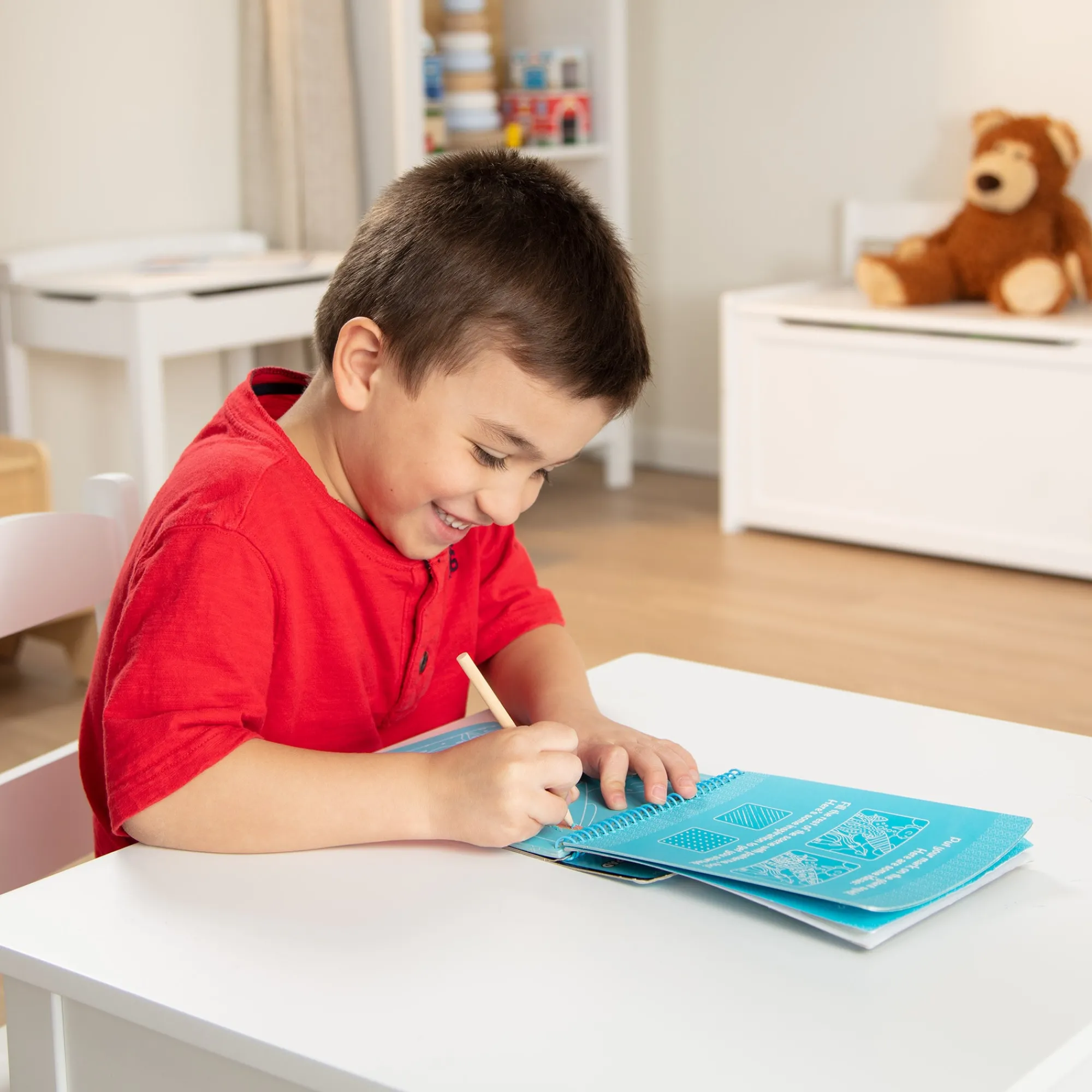 On the Go Scratch Art Color-Reveal Pad - Sea Life>Melissa & Doug Hot