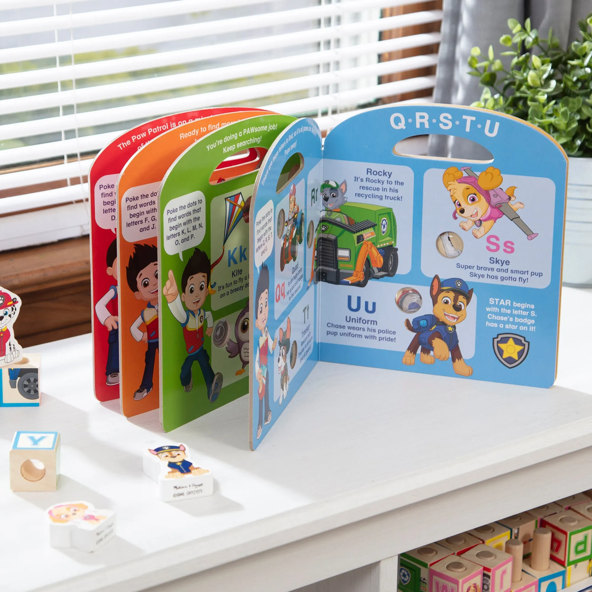 PAW Patrol Poke-A-Dot: Alphabet Adventure>Melissa & Doug Best