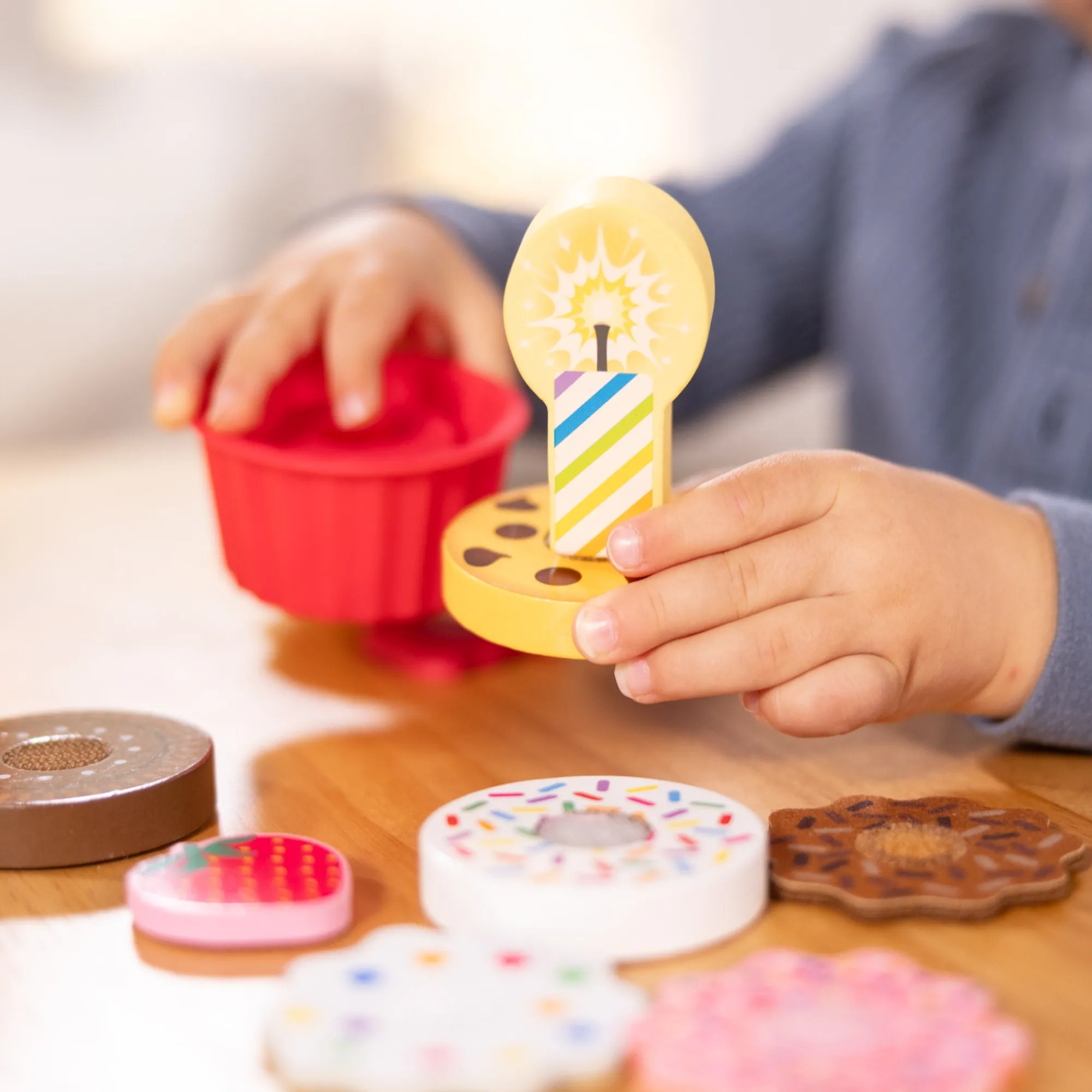 Play to Go Cake & Cookies Play Set>Melissa & Doug