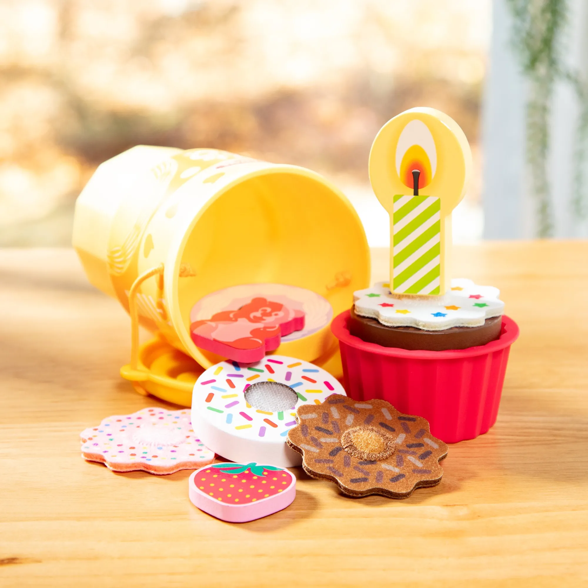 Play to Go Cake & Cookies Play Set>Melissa & Doug