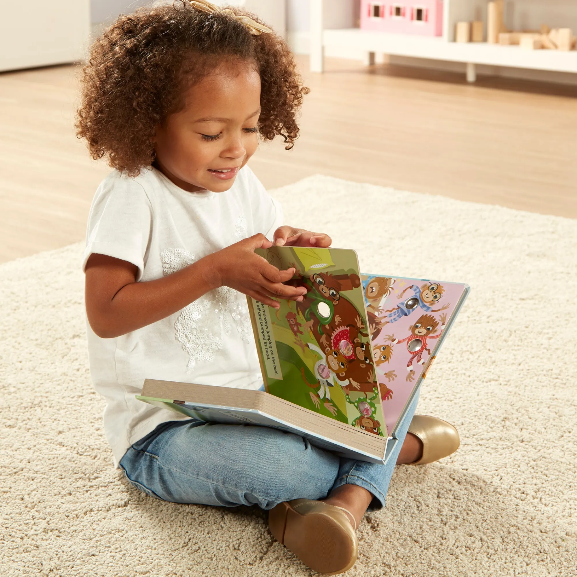 Poke-a-Dot: 10 Little Monkeys Board Book>Melissa & Doug Online