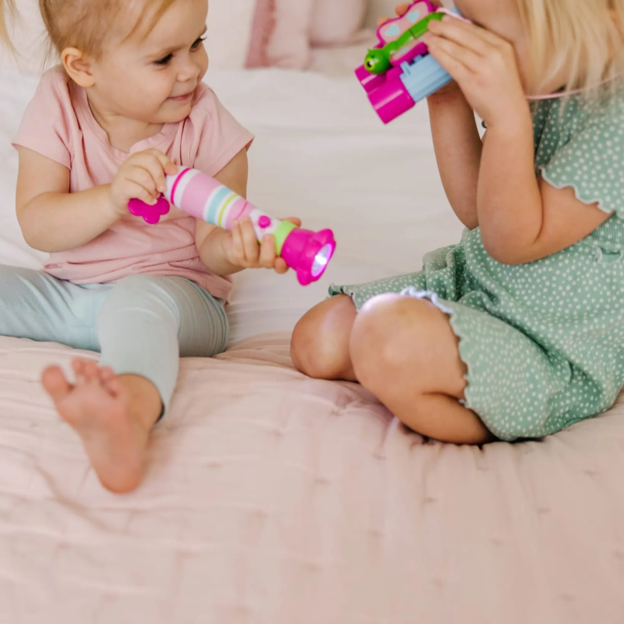 Pretty Petals Flashlight>Melissa & Doug Clearance