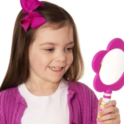 Pretty Petals Magnifier><noscript><img width=
