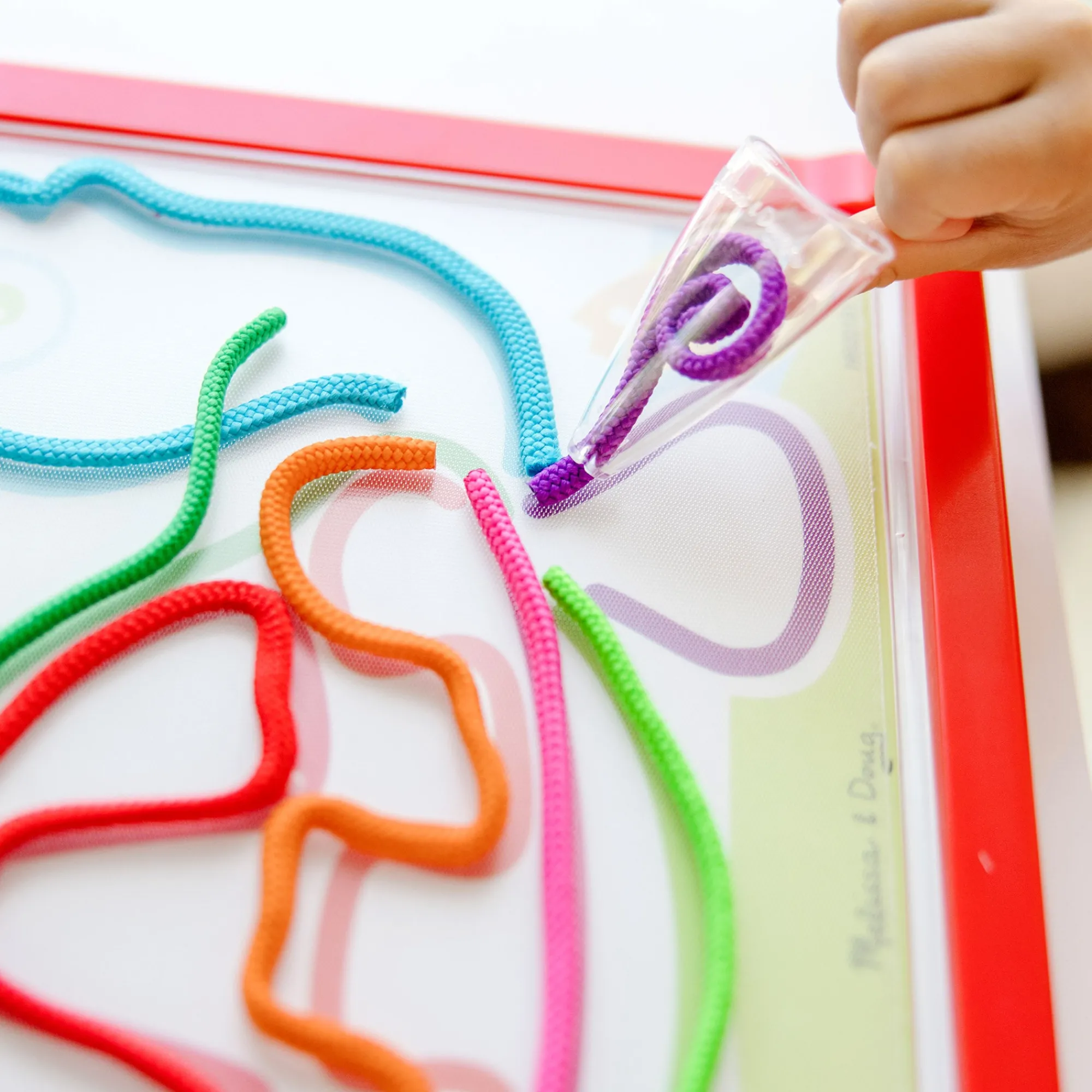 Rainbow Cord Picture and Pattern Maker>Melissa & Doug Online