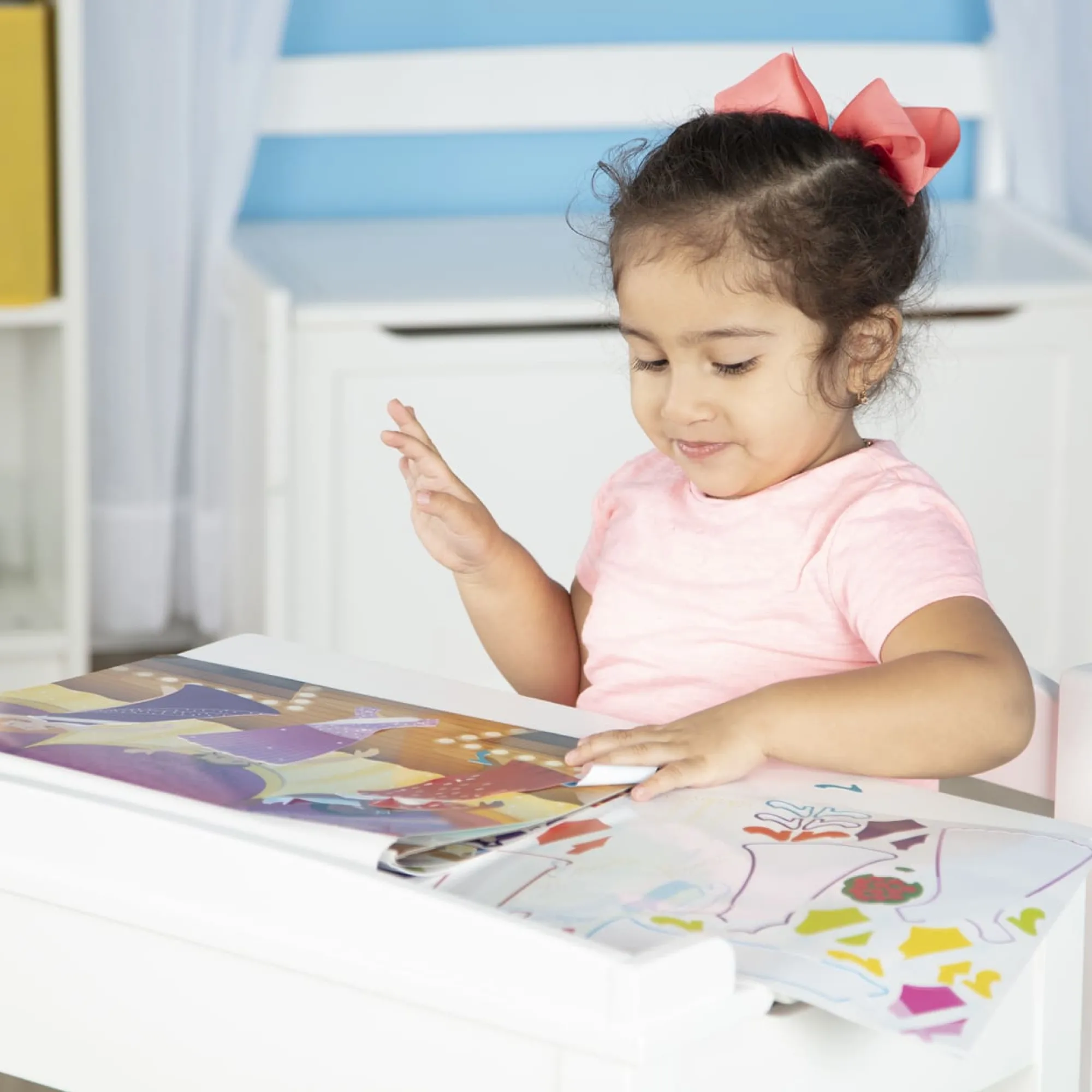 Reusable Sticker Pad - Dress-Up>Melissa & Doug Clearance