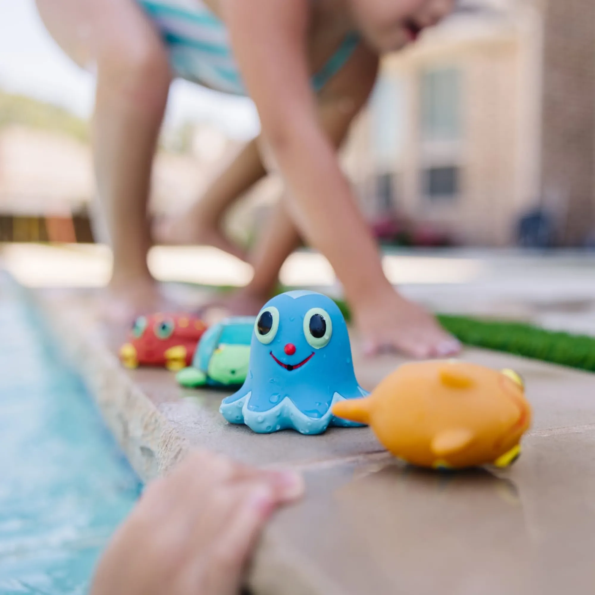Seaside Sidekicks Squirters Water Toys>Melissa & Doug Sale