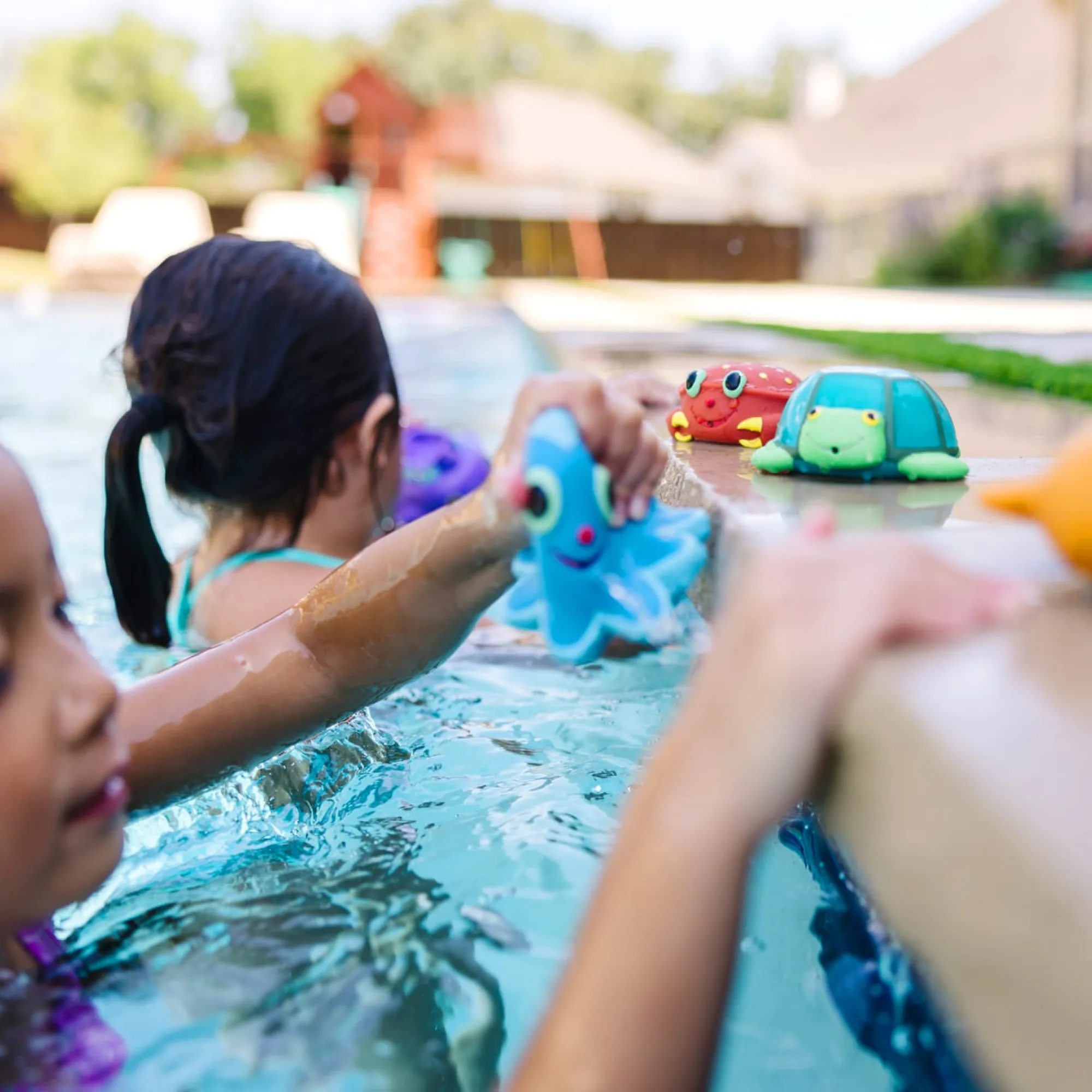 Seaside Sidekicks Squirters Water Toys>Melissa & Doug Sale