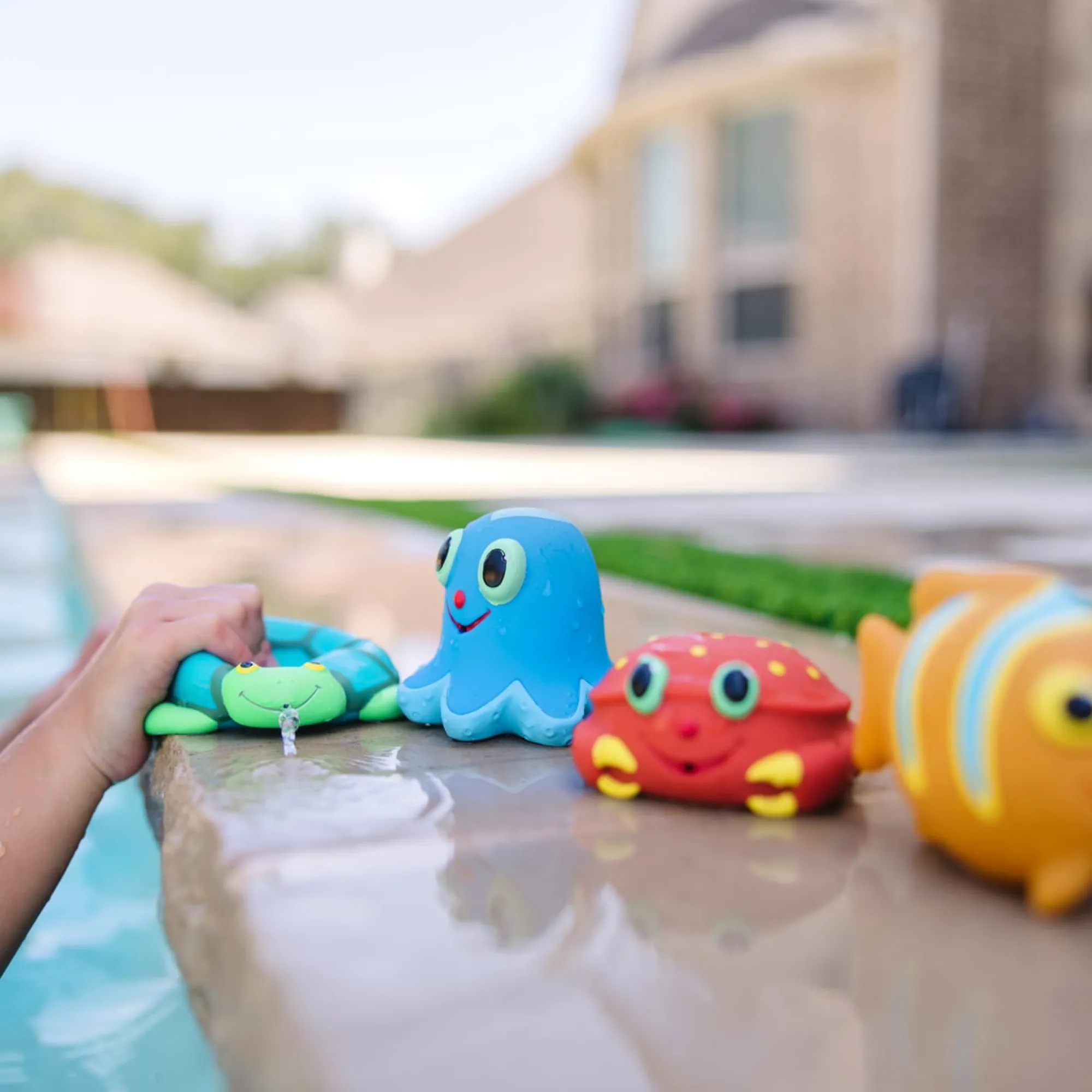 Seaside Sidekicks Squirters Water Toys>Melissa & Doug Sale