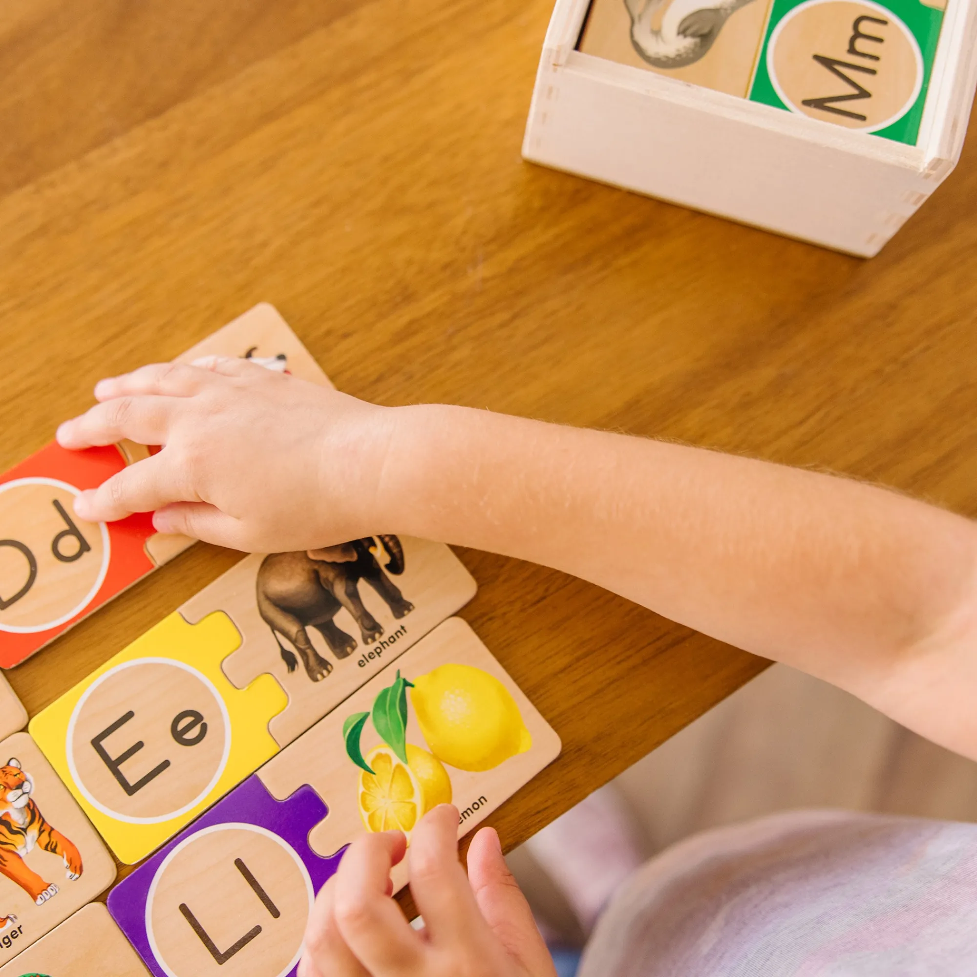 Self-Correcting Letter Puzzles>Melissa & Doug Outlet