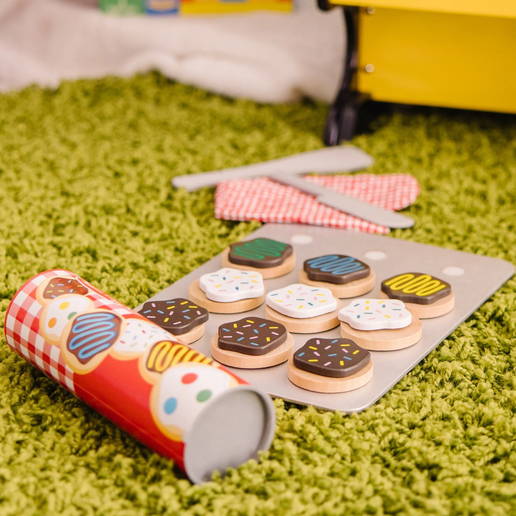 Slice & Bake Cookie Set - Wooden Play Food>Melissa & Doug