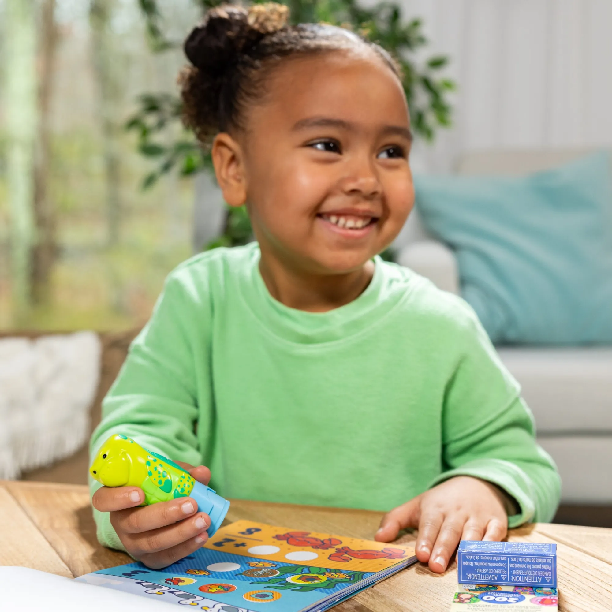 Sticker WOW!™ Sea Turtle Bundle: Activity Pad & Sticker Stamper + Mini Activity Pad and 200 Refill Stickers>Melissa & Doug Online