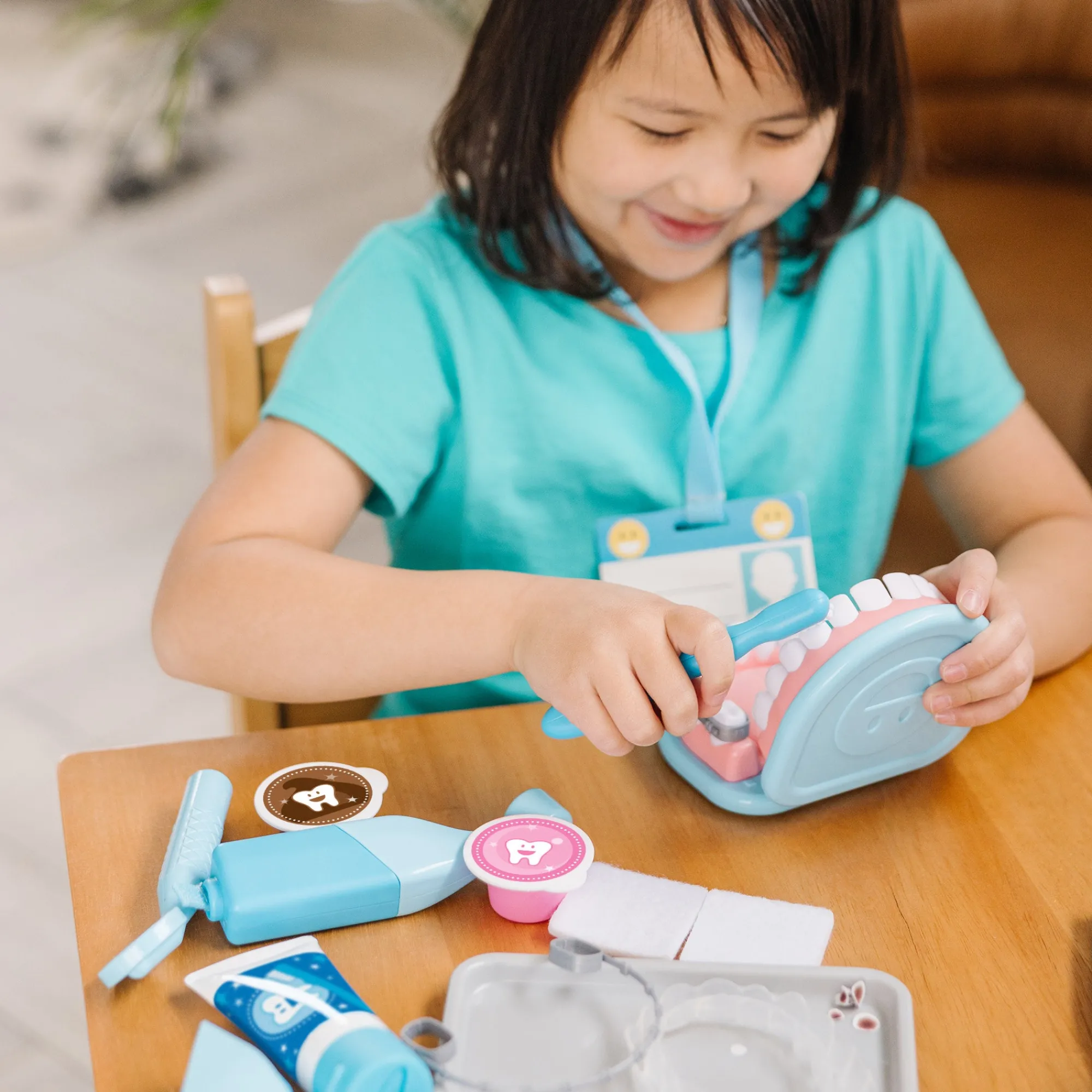Super Smile Dentist Play Set>Melissa & Doug Hot