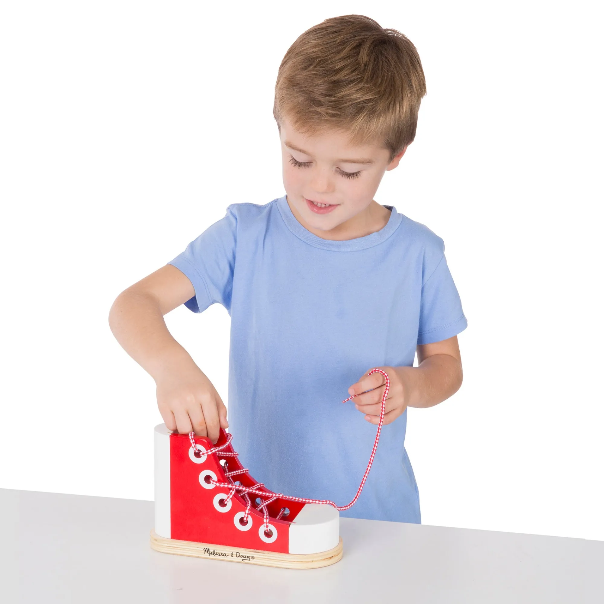 Wooden Lacing Shoe>Melissa & Doug