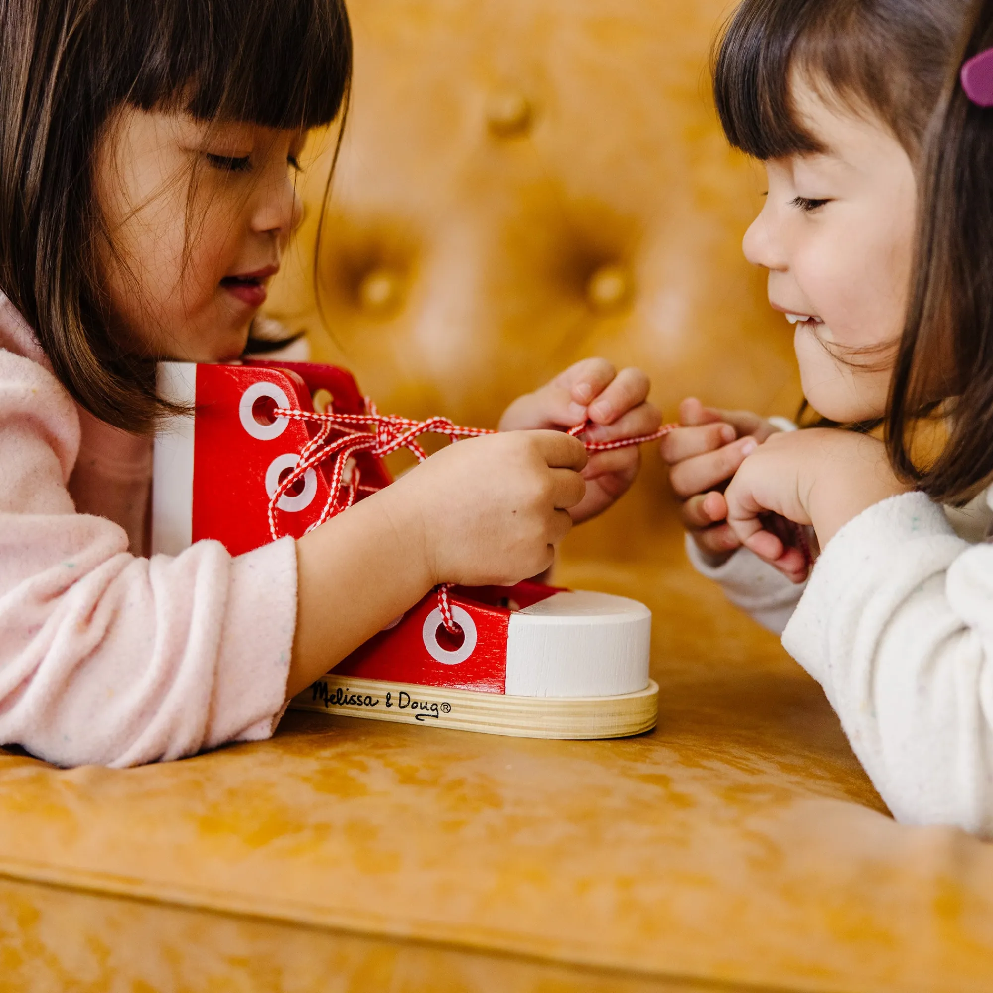 Wooden Lacing Shoe>Melissa & Doug