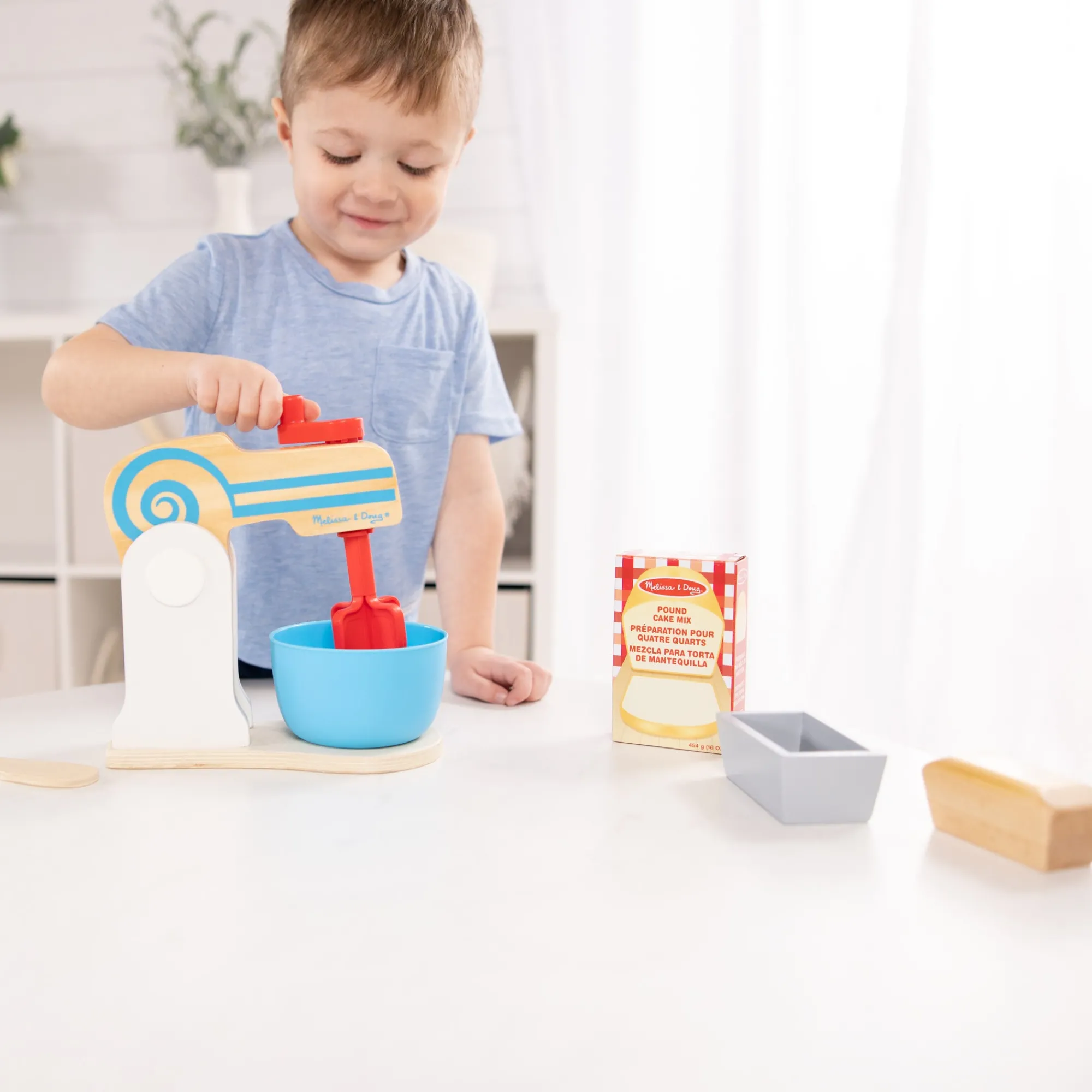 Wooden Make-a-Cake Mixer Set>Melissa & Doug Sale