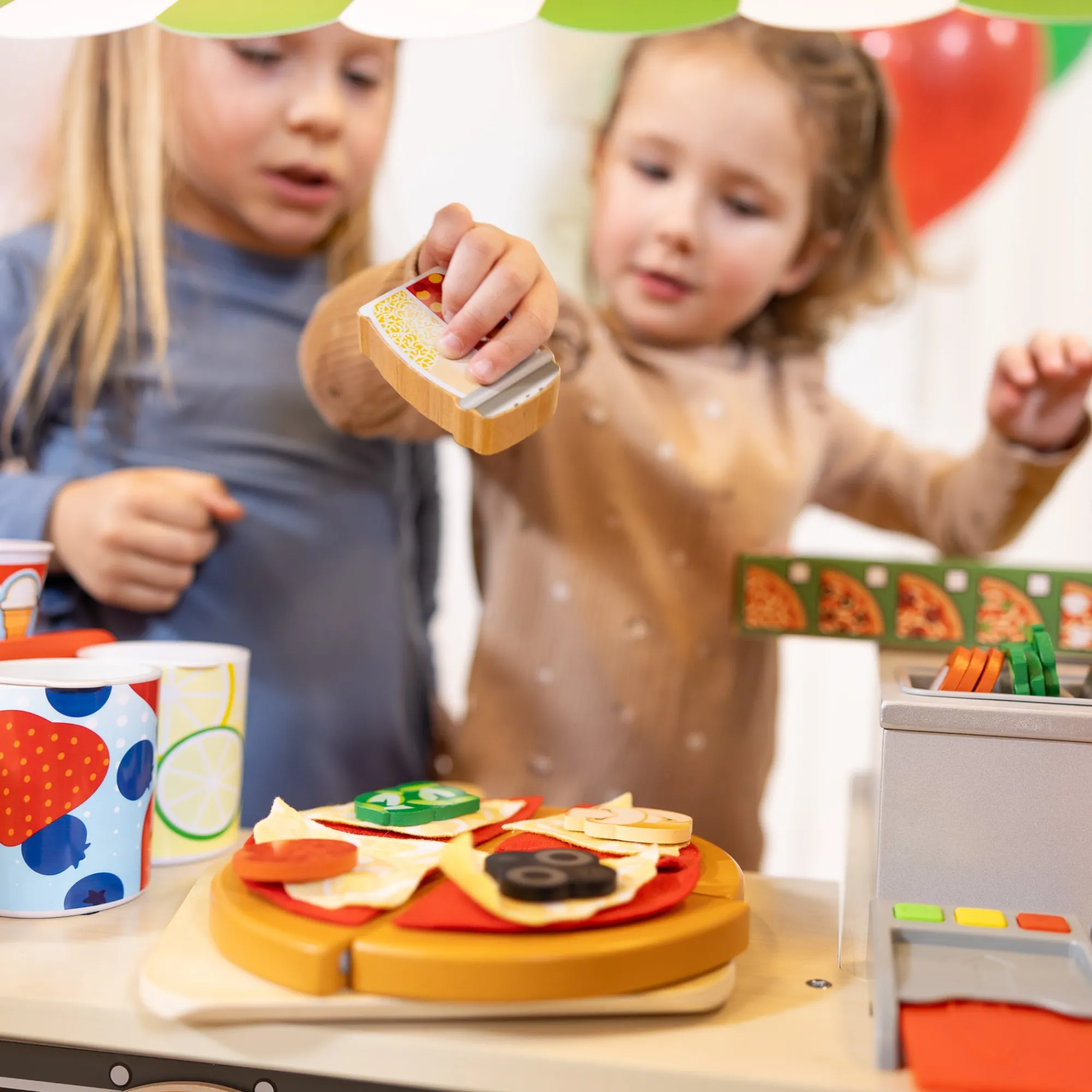 Wooden Pizza Food Truck Activity Center>Melissa & Doug Discount